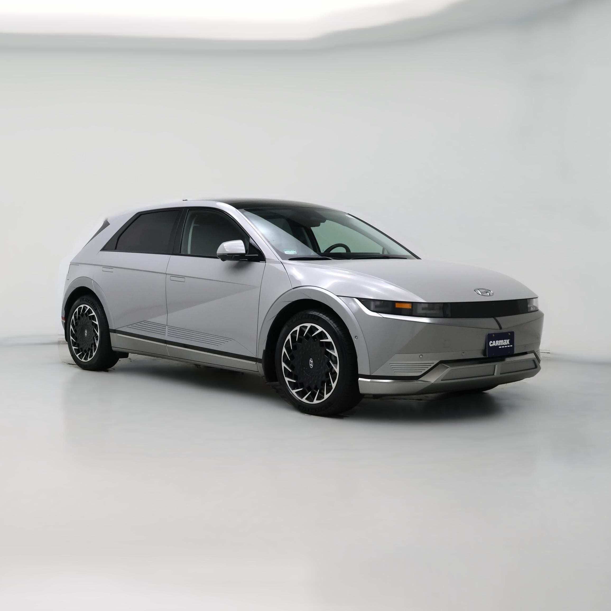 Thumbnail: 2024 Hyundai Ioniq 5 - 1