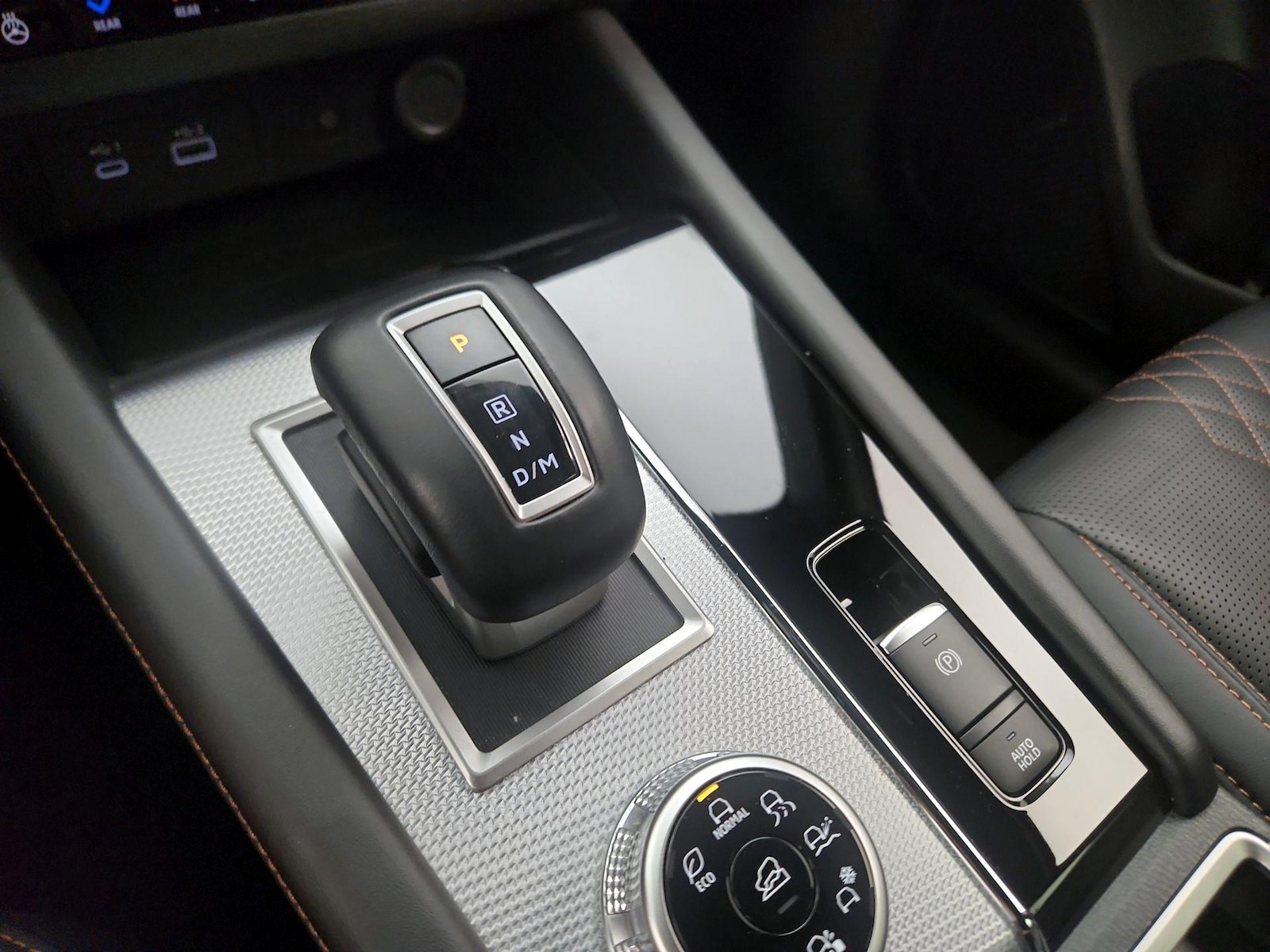 2024 Mitsubishi Outlander SEL - Photo 19
