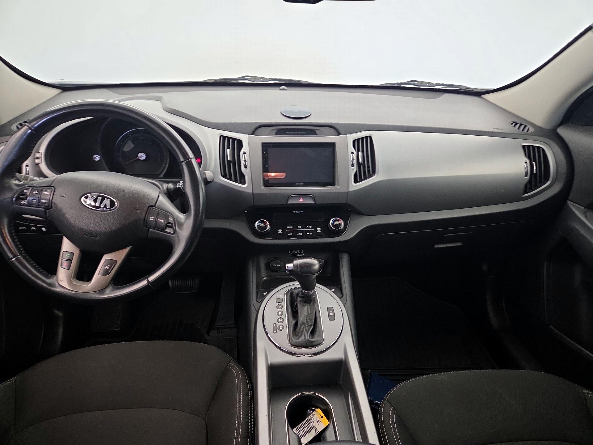Thumbnail: 2015 Kia Sportage - 9