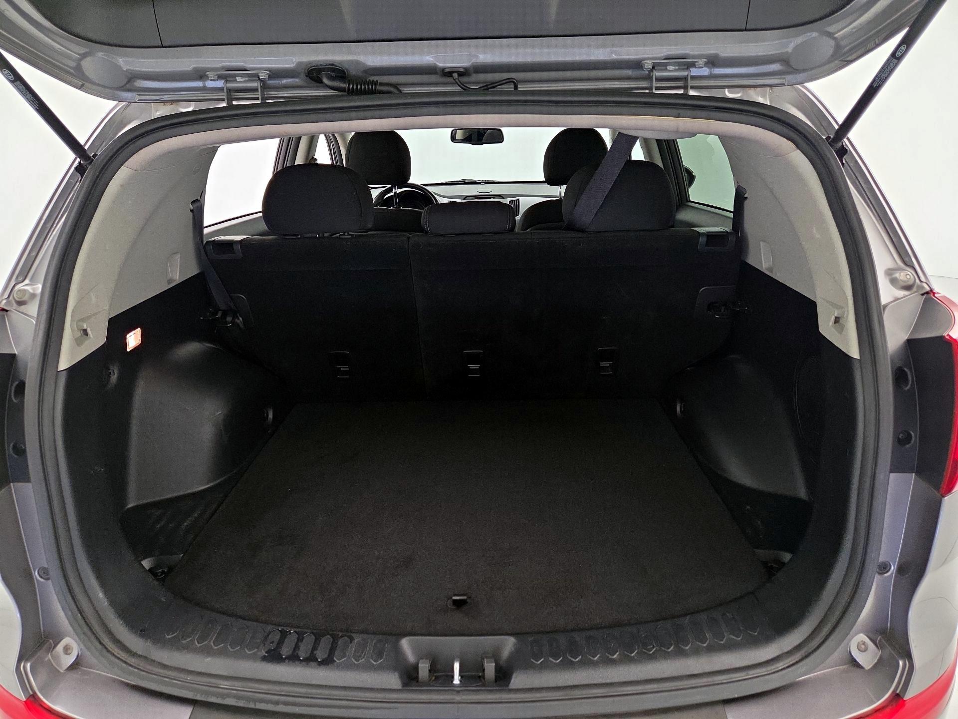 Thumbnail: 2015 Kia Sportage - 20