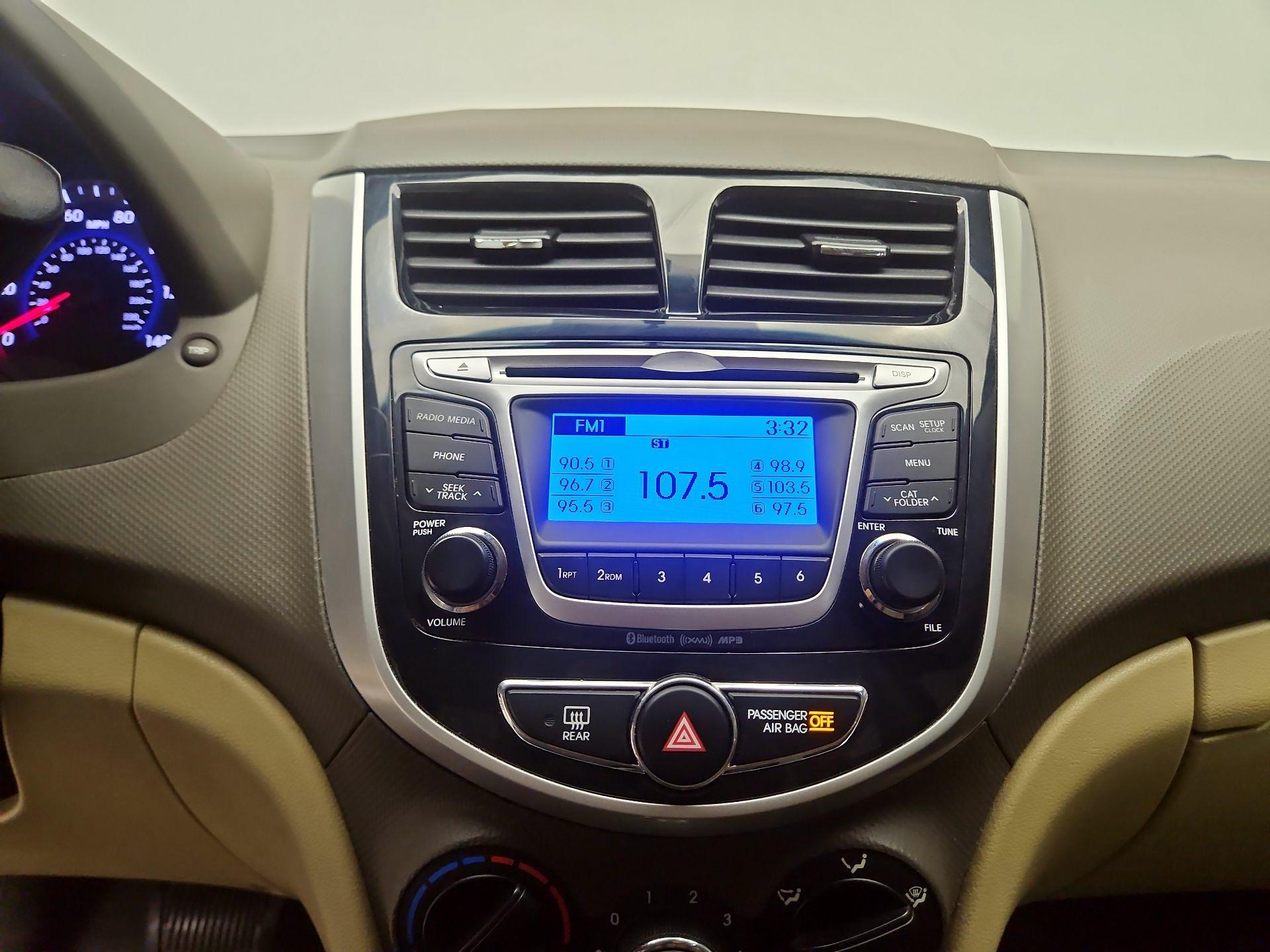 Thumbnail: 2014 Hyundai Accent - 14