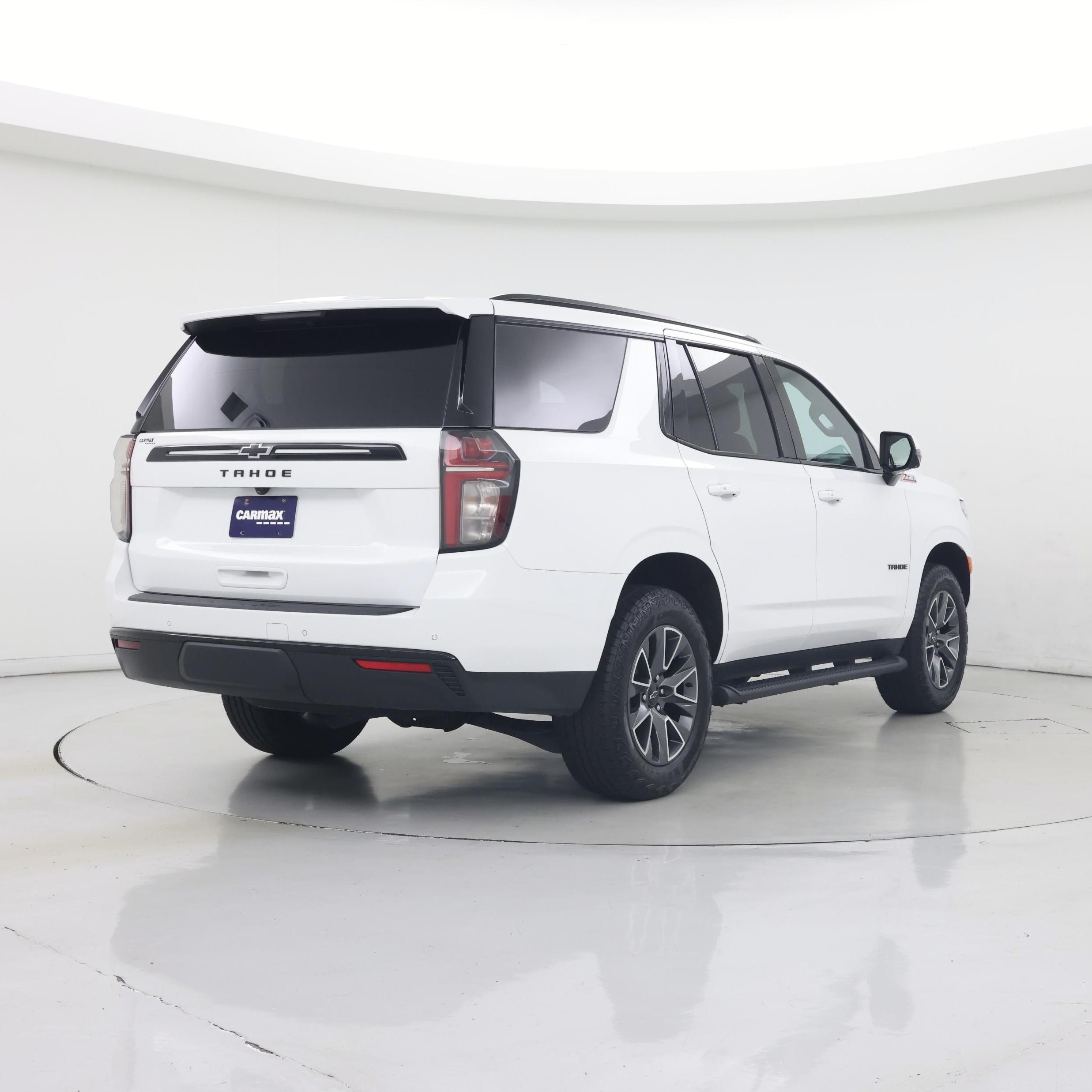 Thumbnail: 2024 Chevrolet Tahoe - 8