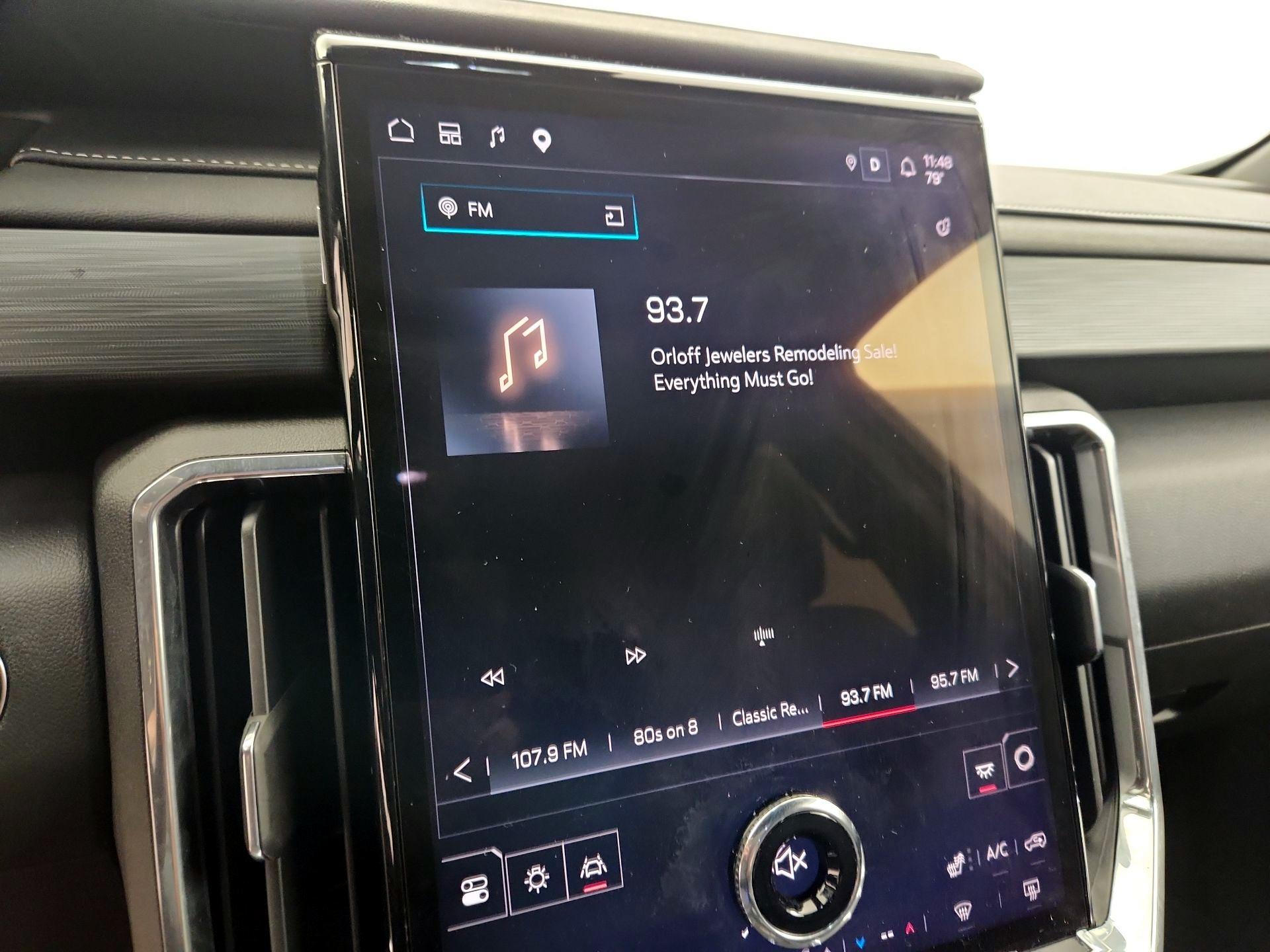 Thumbnail: 2025 GMC Acadia - 16