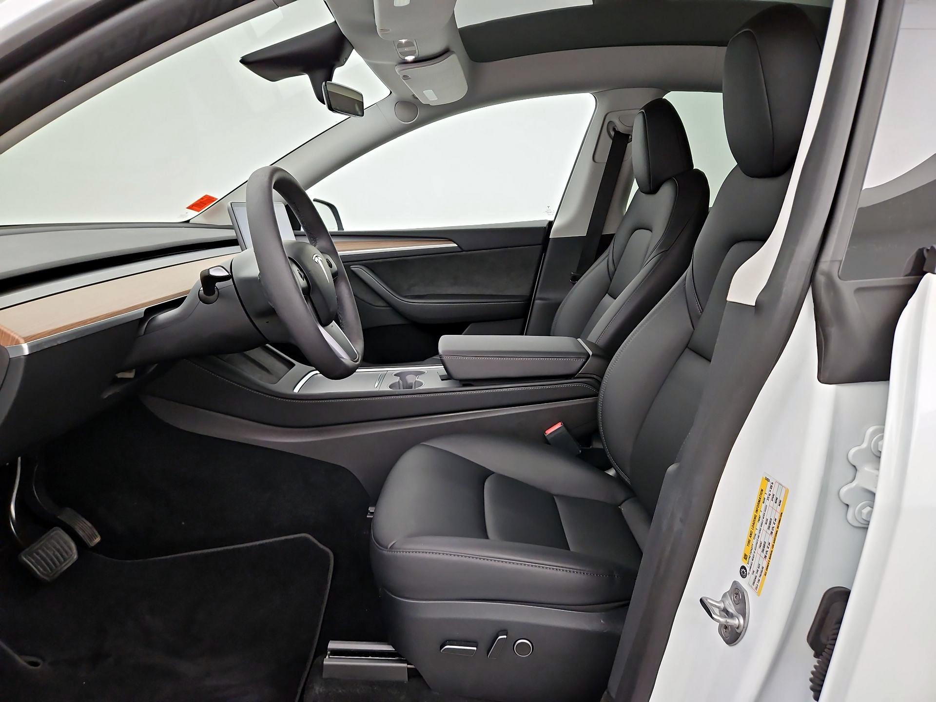 Thumbnail: 2023 Tesla Model Y - 11