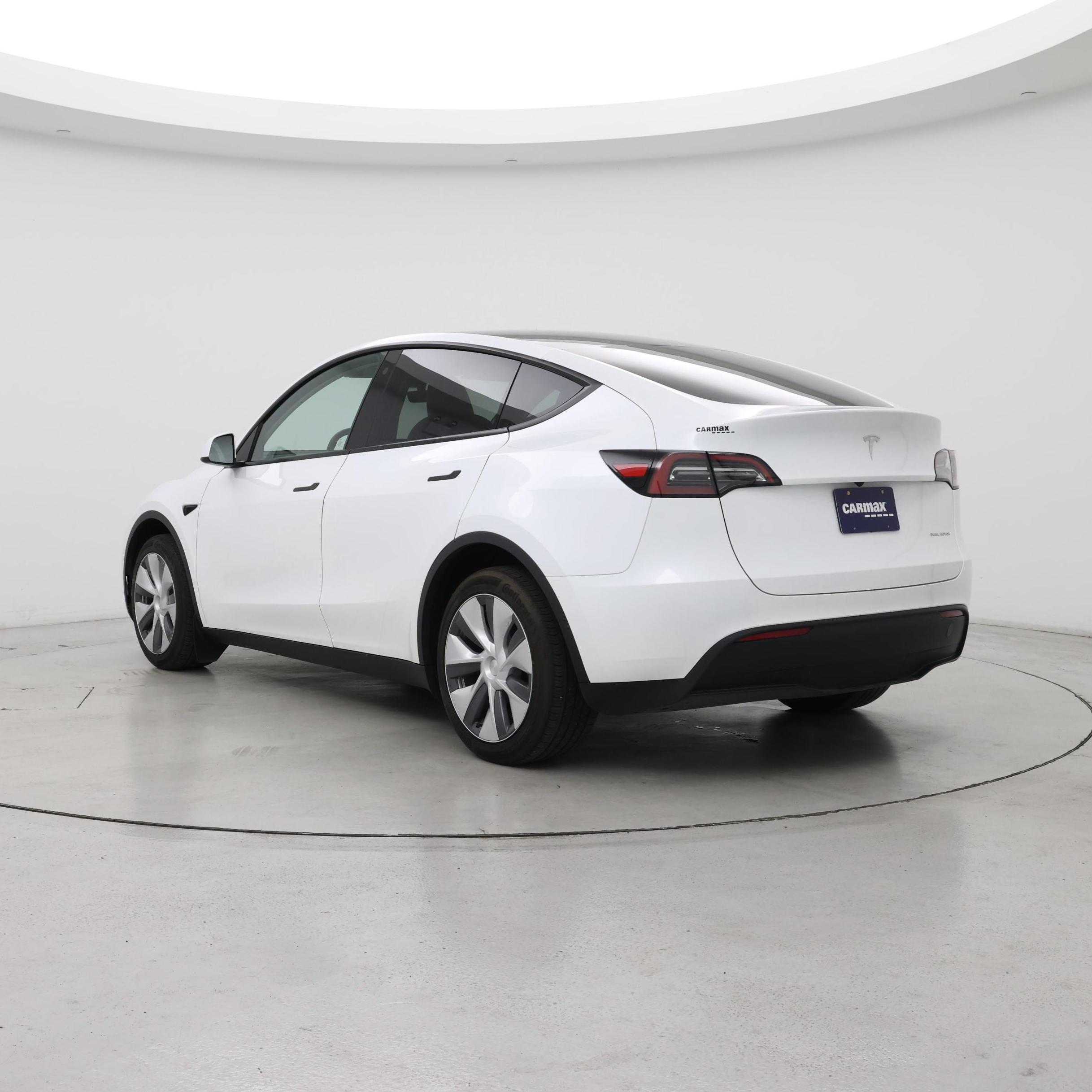 Thumbnail: 2023 Tesla Model Y - 2