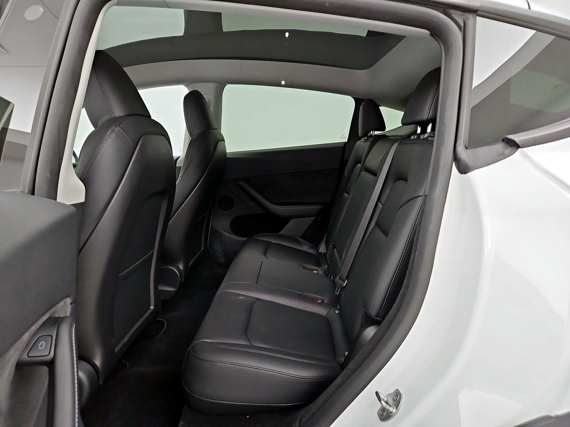 Thumbnail: 2023 Tesla Model Y - 19