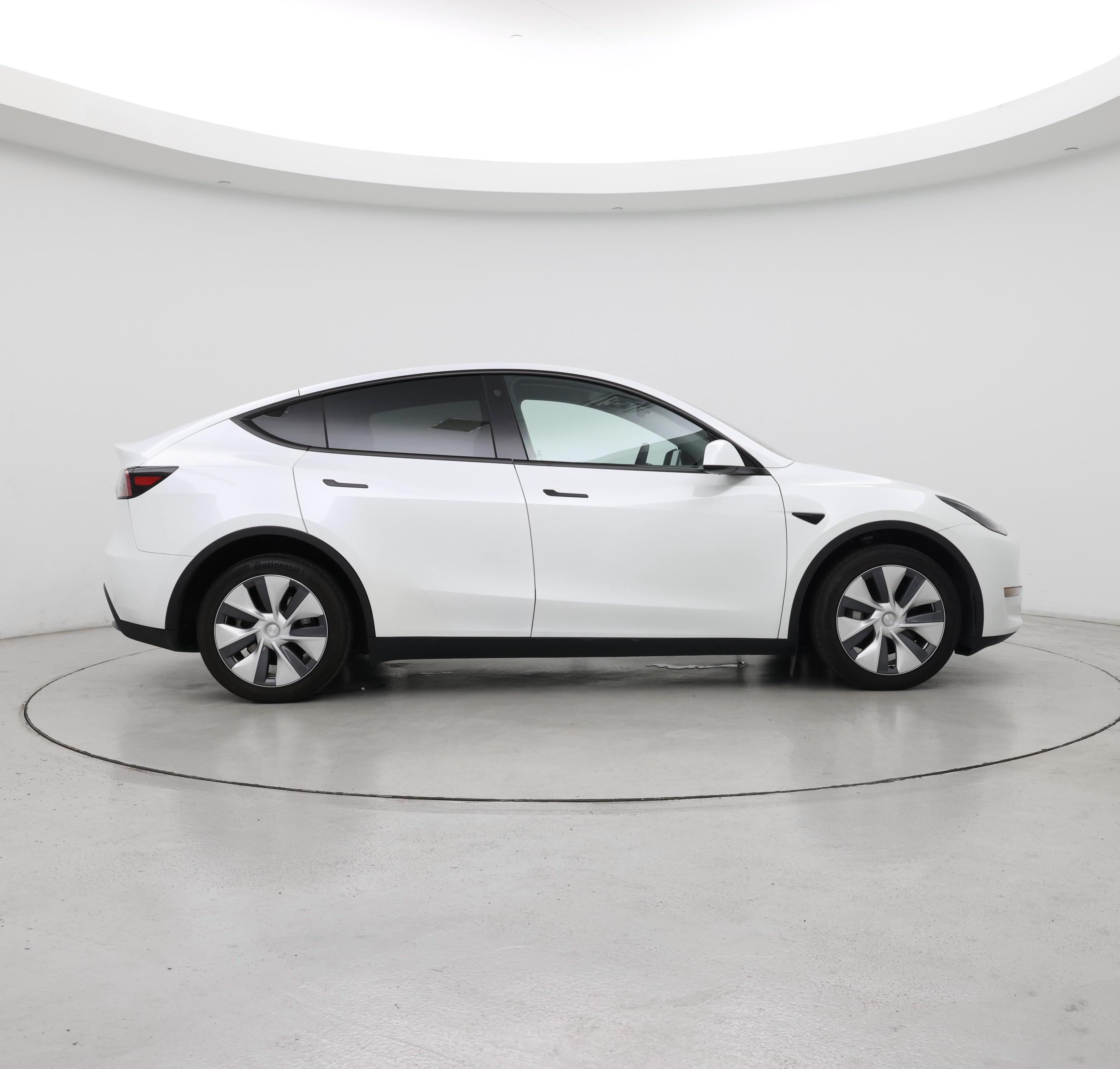 Thumbnail: 2023 Tesla Model Y - 7