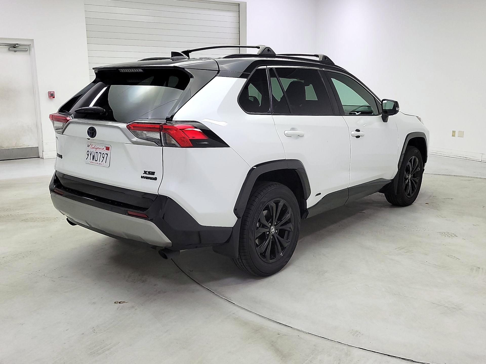 Thumbnail: 2024 Toyota RAV4 - 5