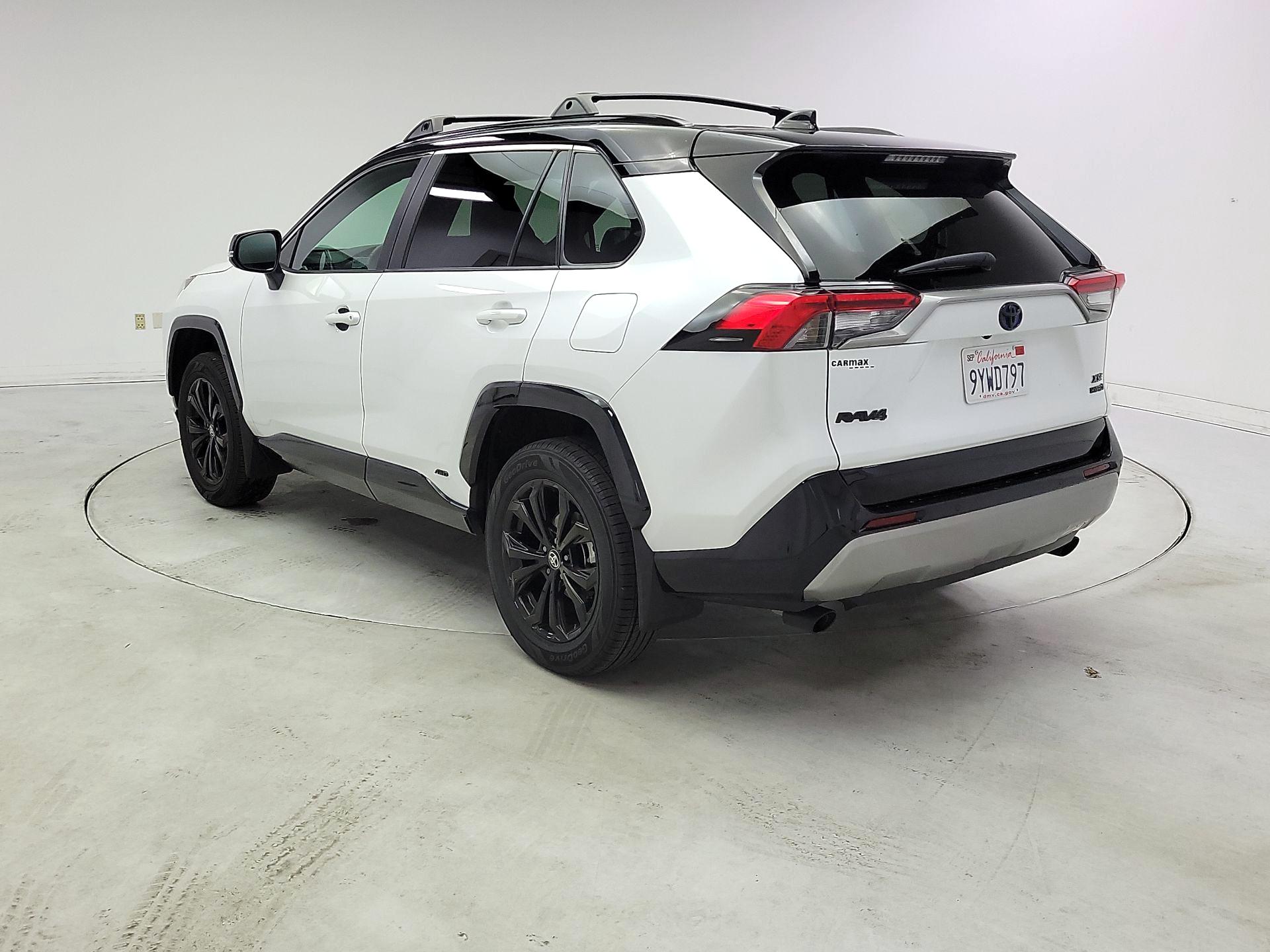 Thumbnail: 2024 Toyota RAV4 - 7