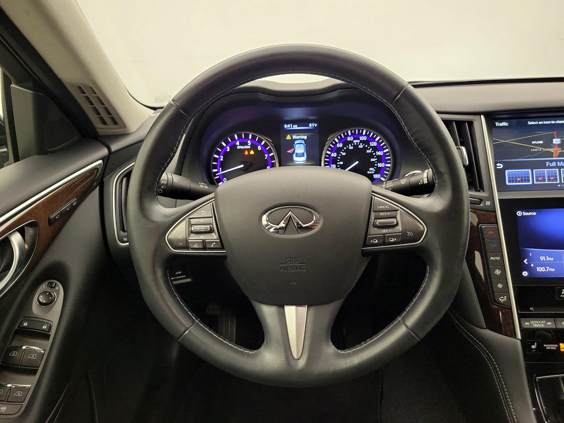 Thumbnail: 2014 INFINITI Q50 - 10