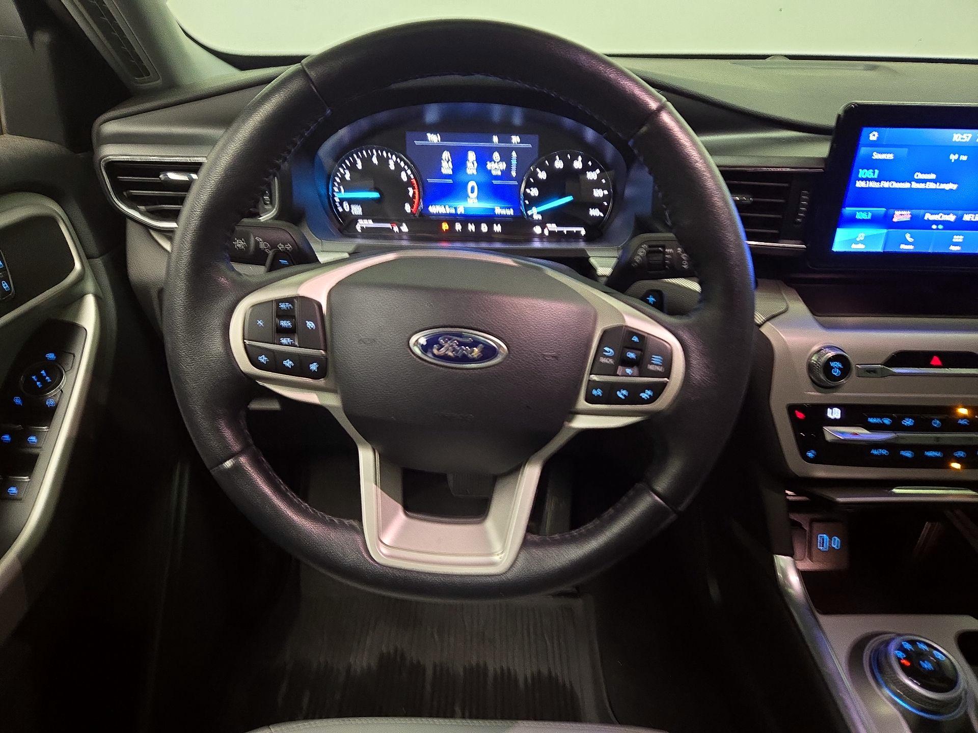 Thumbnail: 2021 Ford Explorer - 10