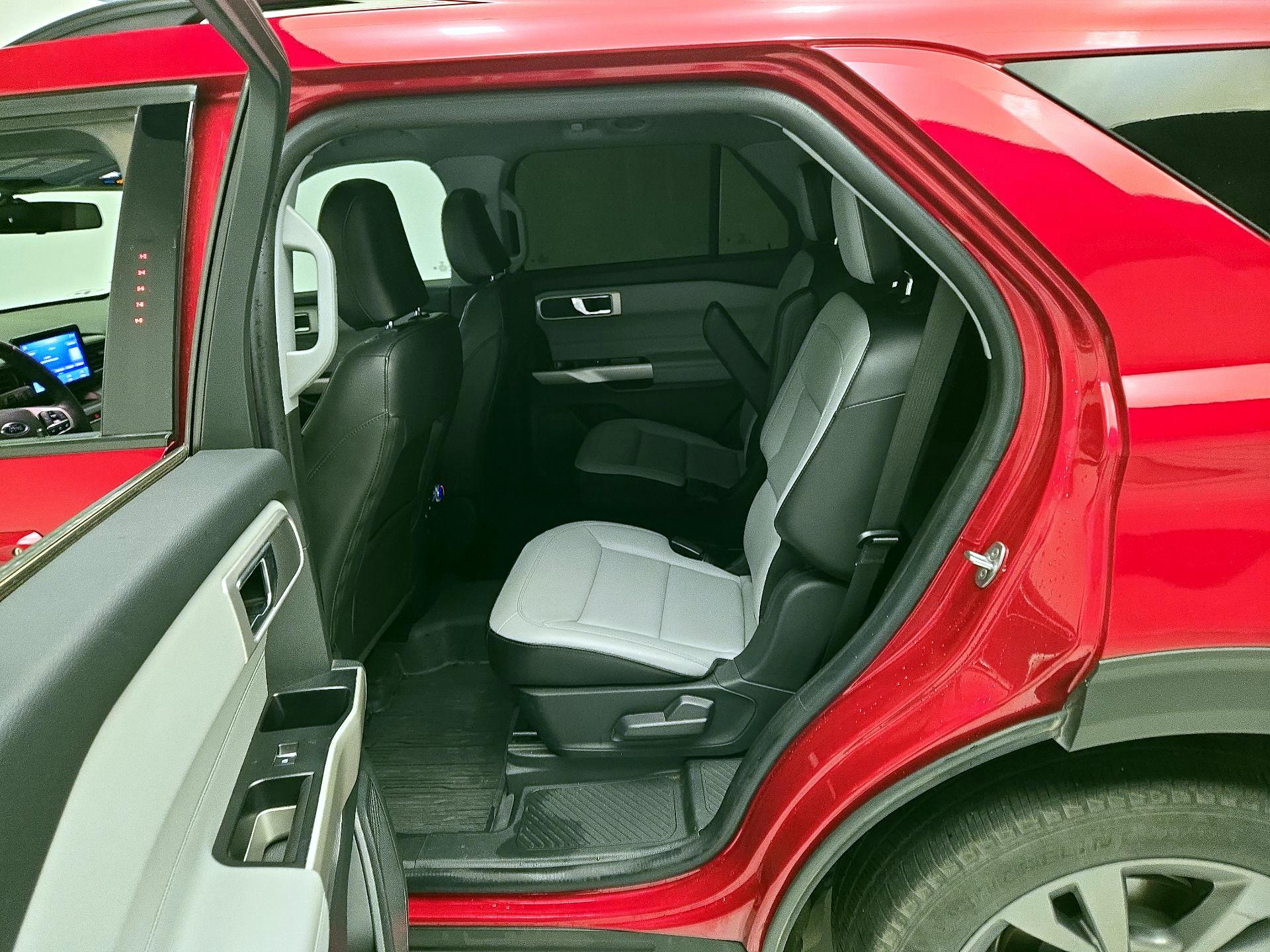 Thumbnail: 2021 Ford Explorer - 20