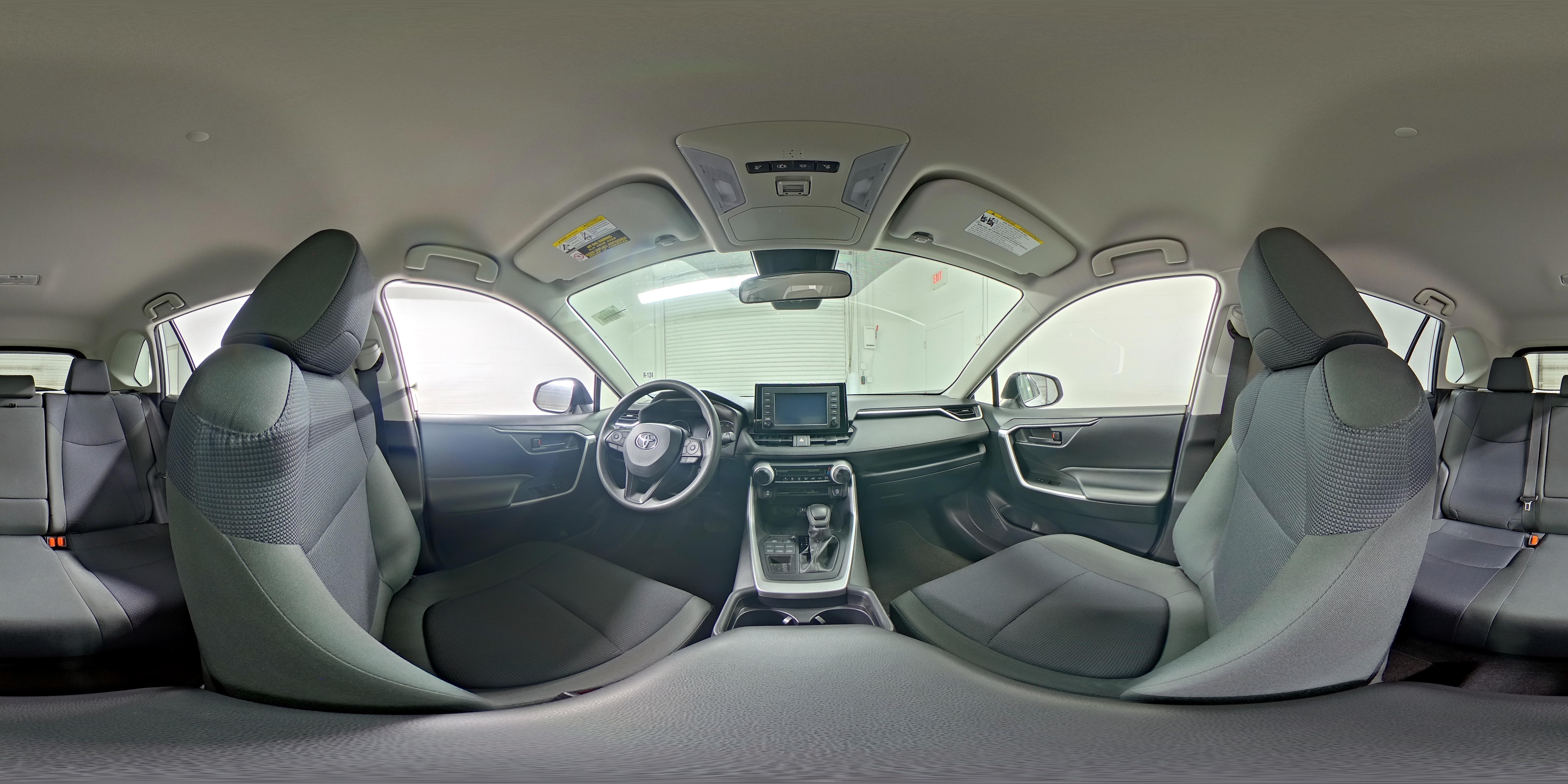2019 Toyota RAV4 LE - Photo 24