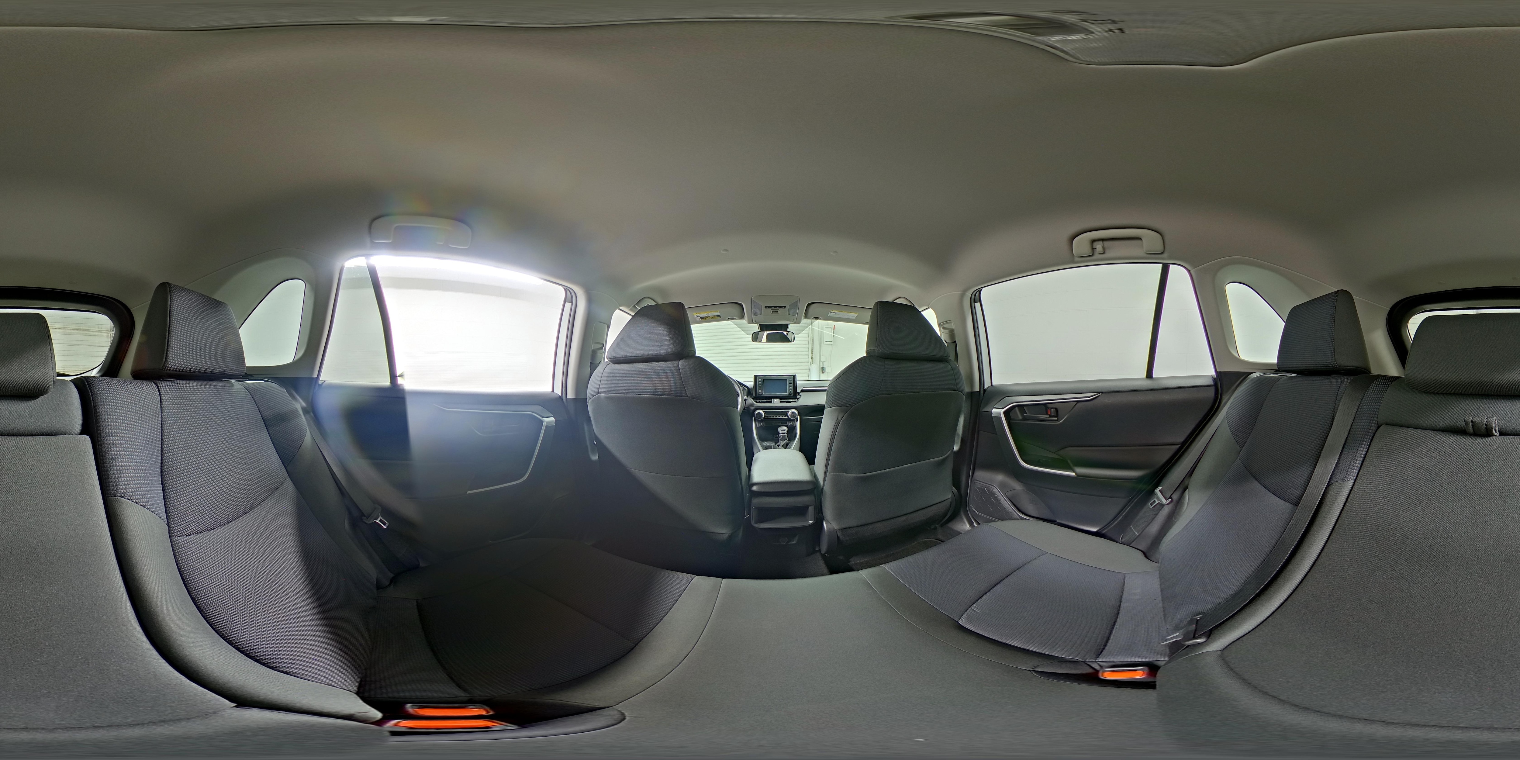 2019 Toyota RAV4 LE - Photo 25