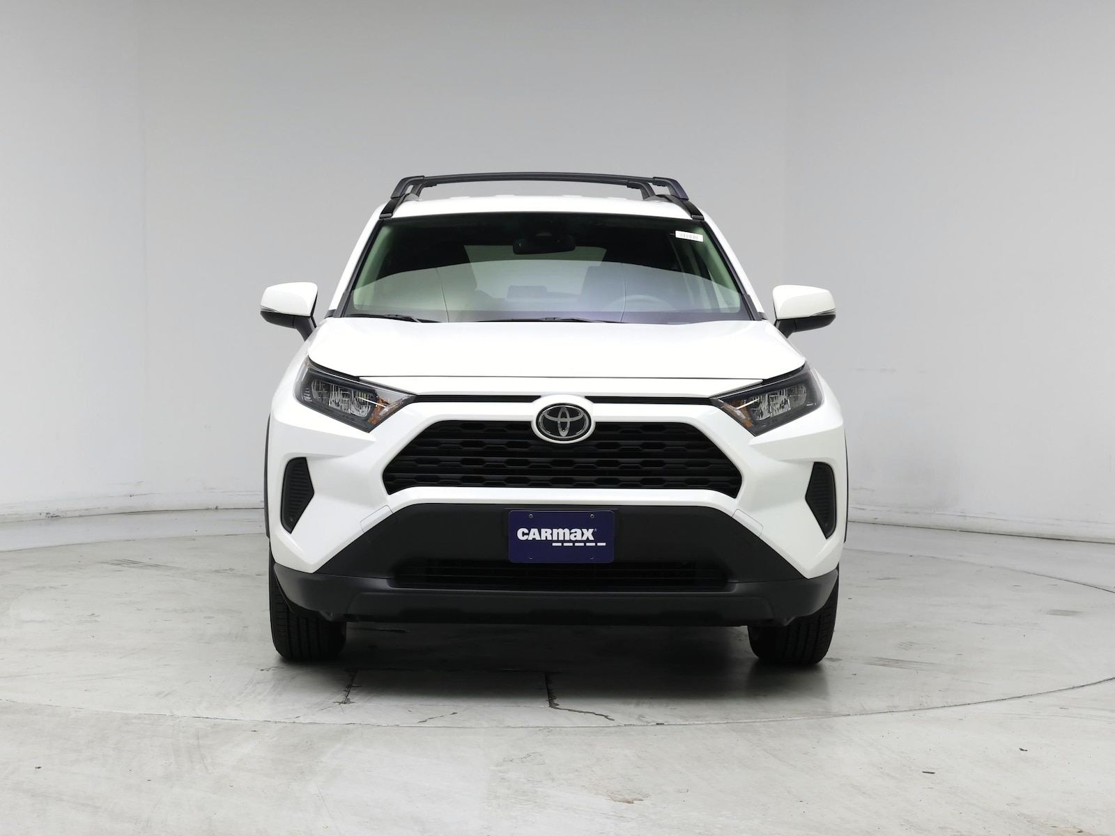 2019 Toyota RAV4 LE - Photo 6