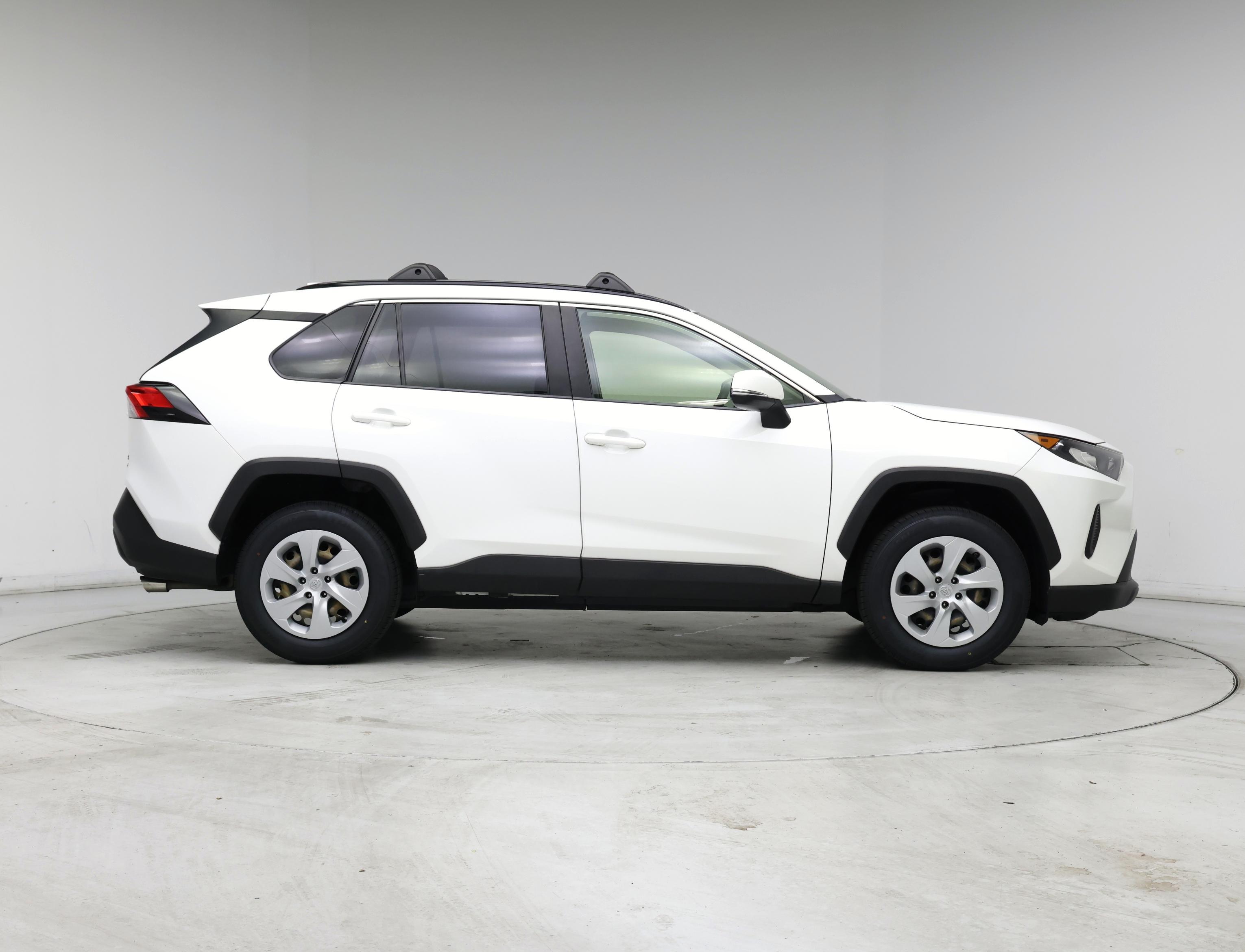 Thumbnail: 2019 Toyota RAV4 - 7