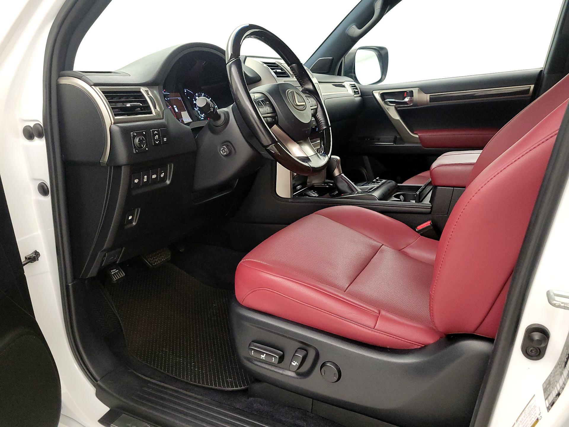 Thumbnail: 2021 Lexus GX - 11