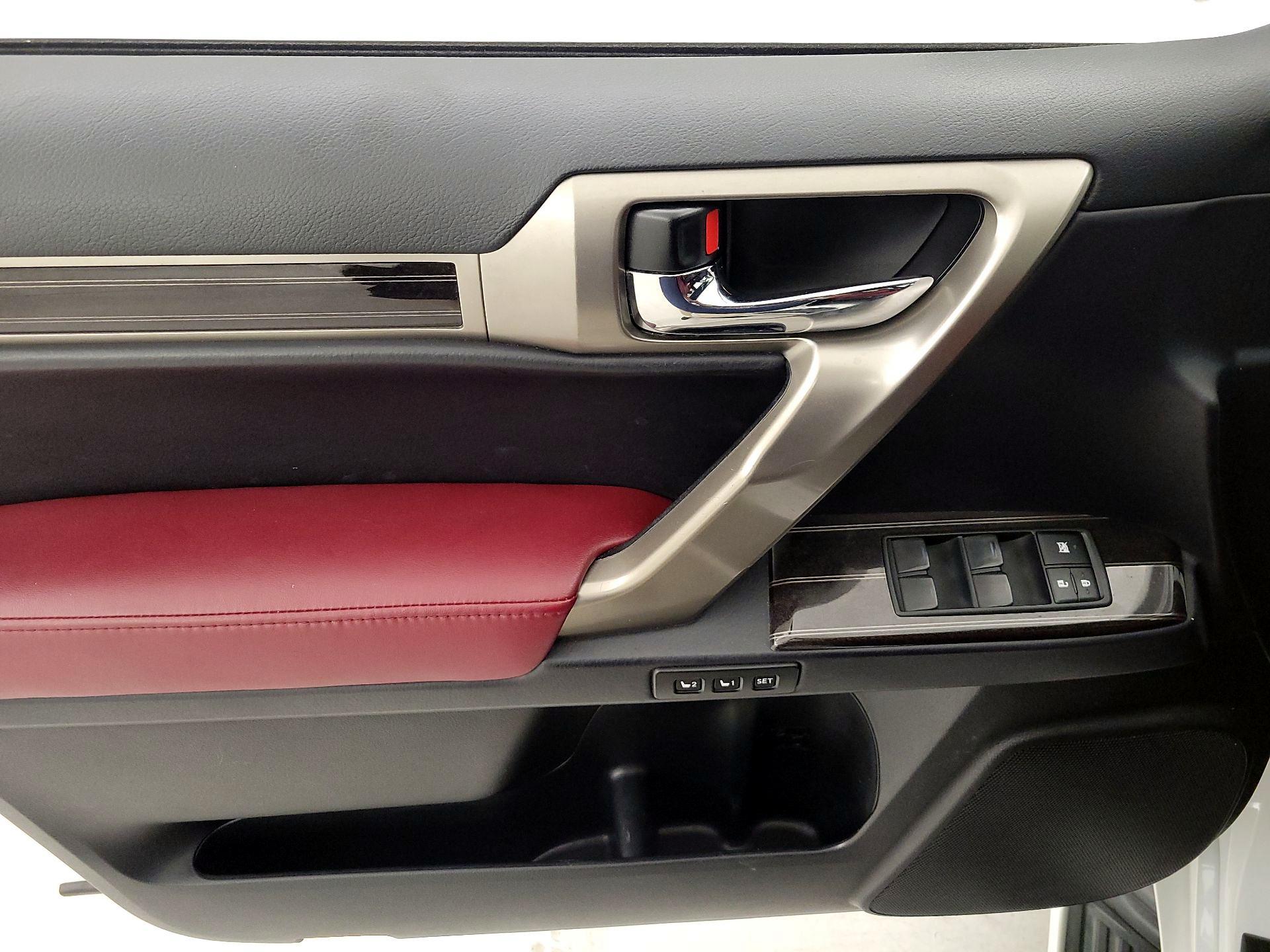 Thumbnail: 2021 Lexus GX - 12