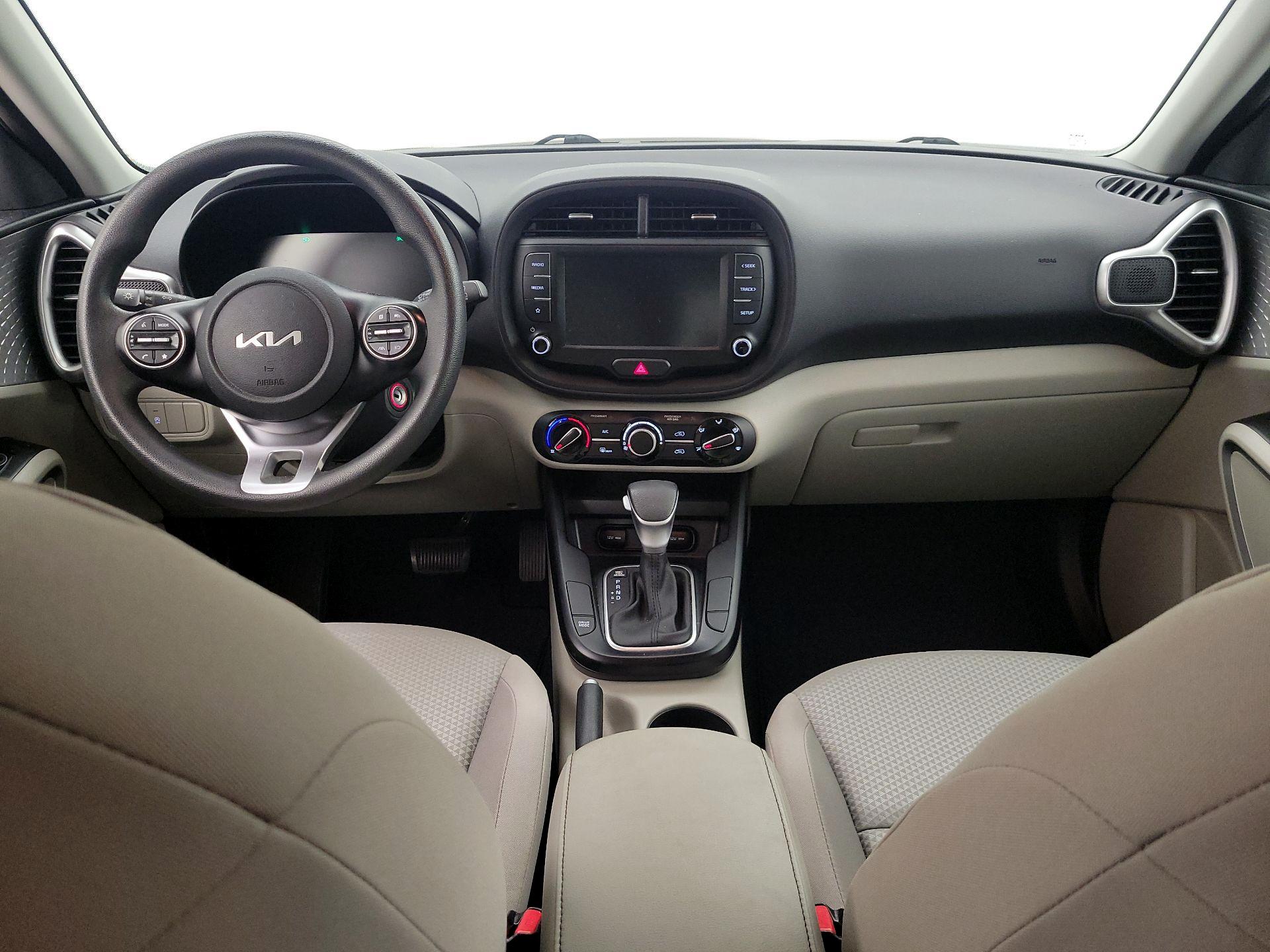 Thumbnail: 2023 Kia Soul - 9