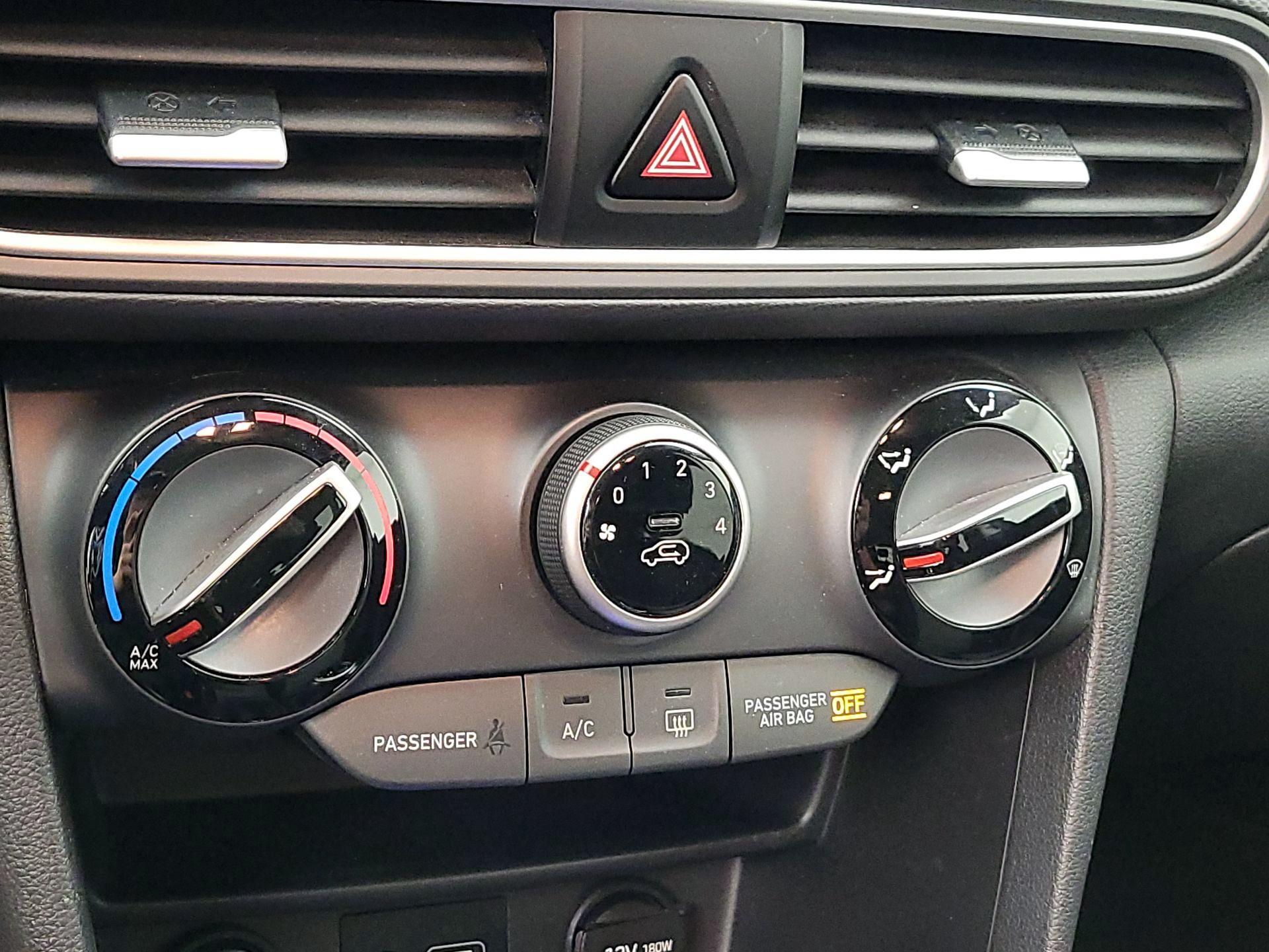 Thumbnail: 2019 Hyundai Kona - 16