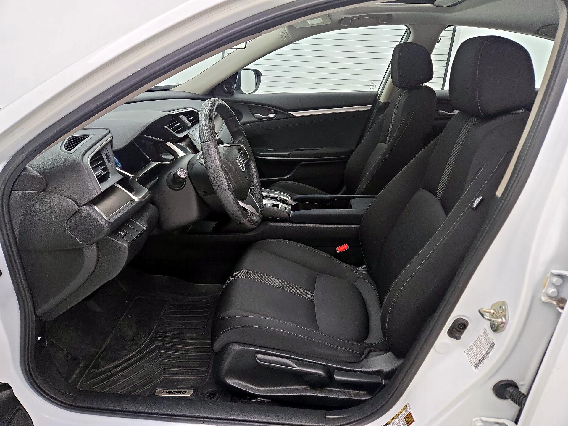 Thumbnail: 2016 Honda Civic - 11