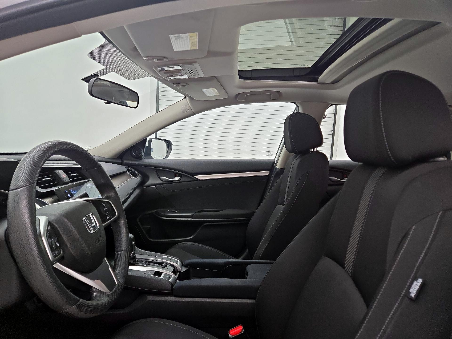 Thumbnail: 2016 Honda Civic - 17