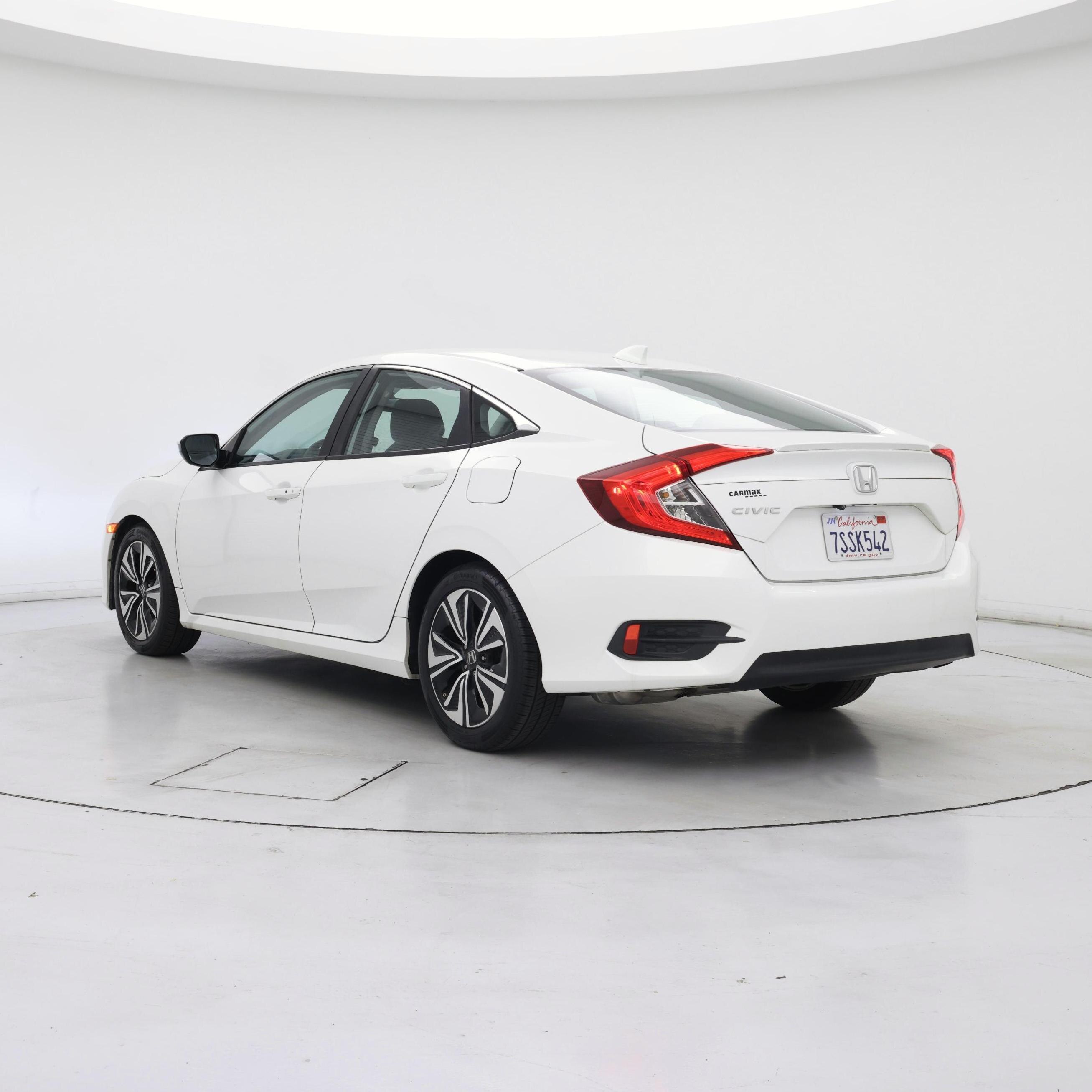Thumbnail: 2016 Honda Civic - 2