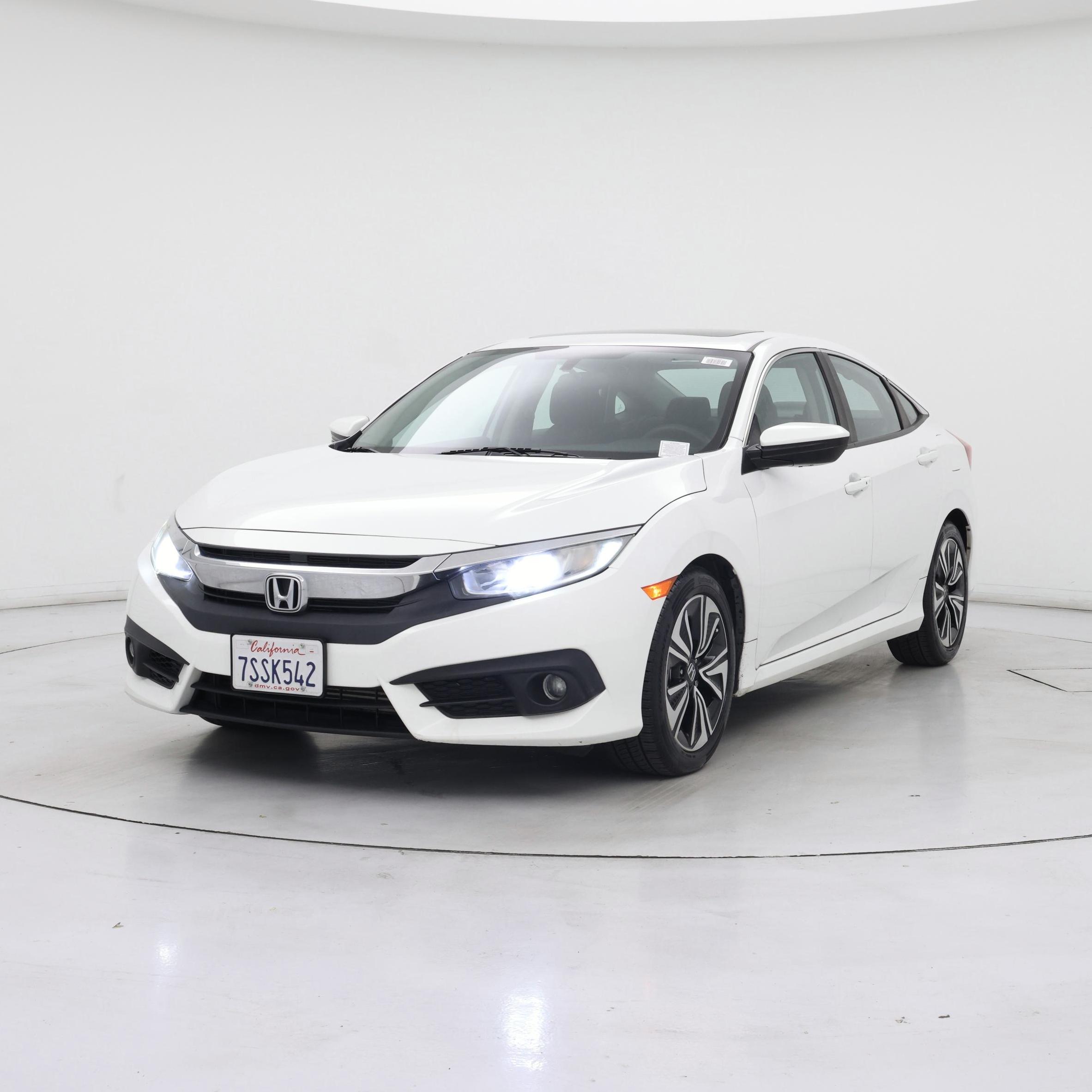 Thumbnail: 2016 Honda Civic - 4