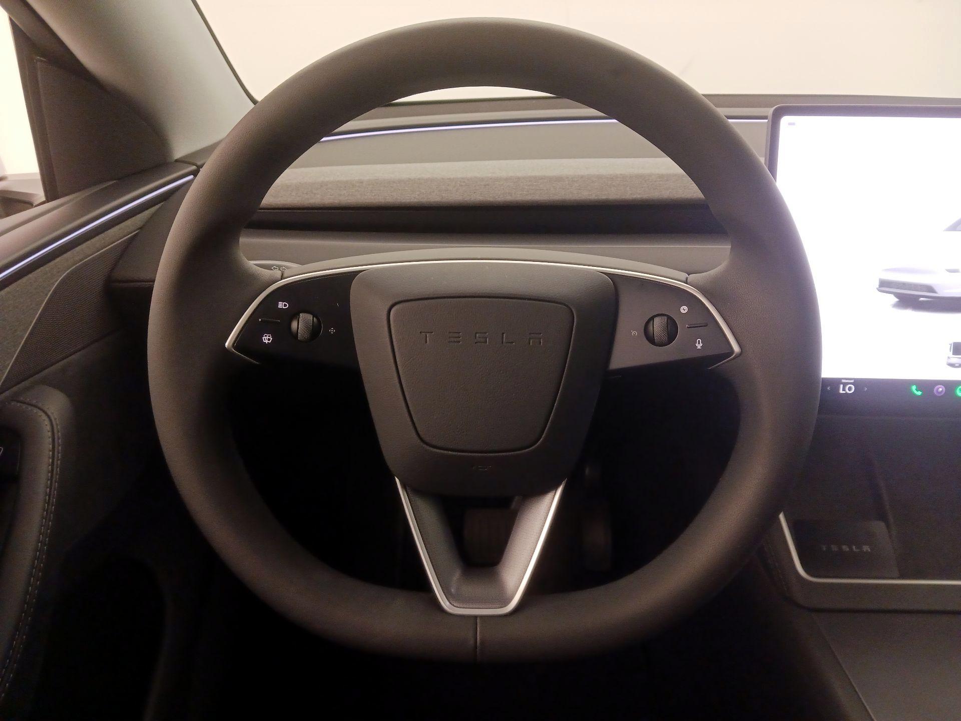 Thumbnail: 2026 Tesla Model Y - 10
