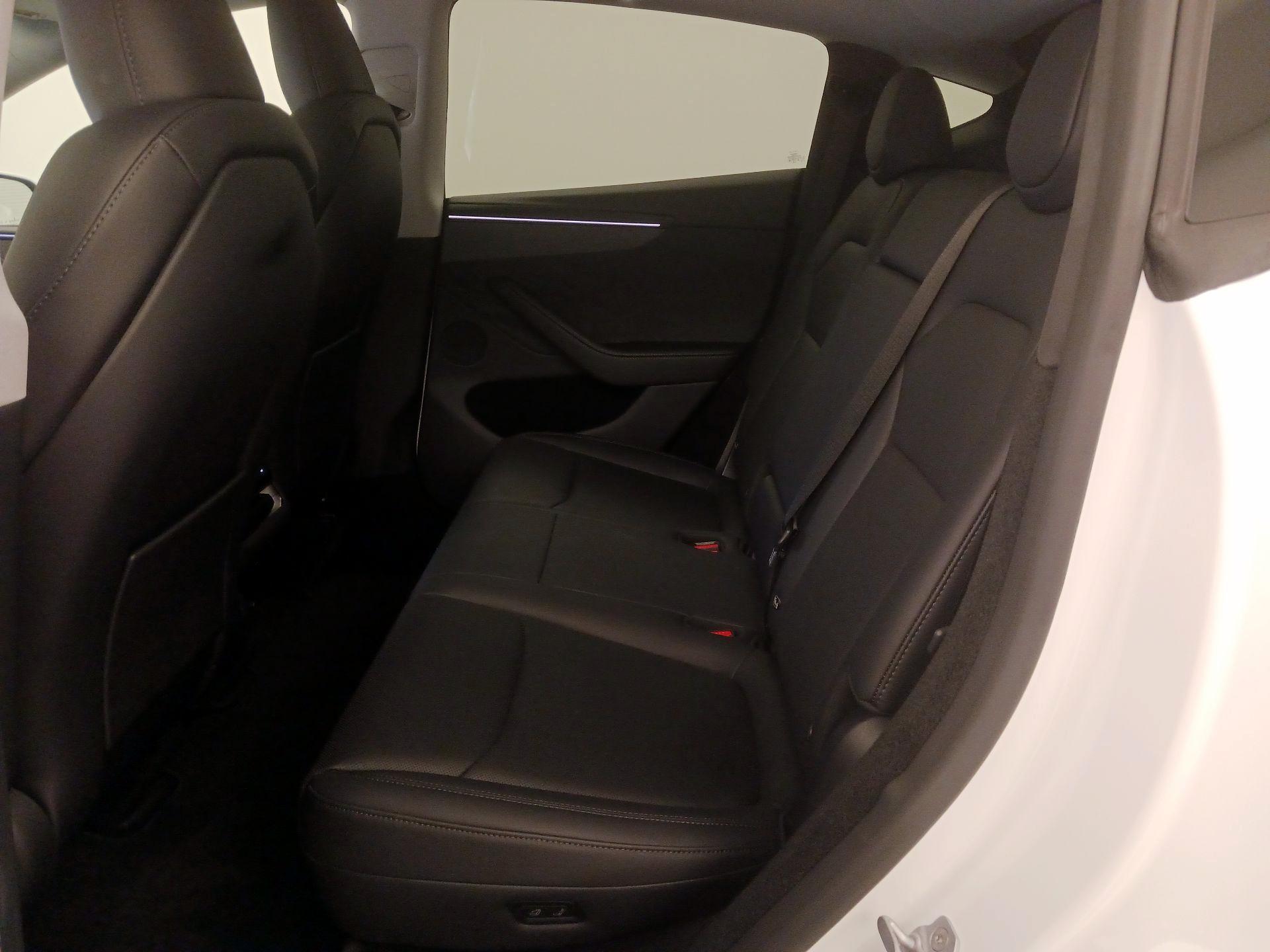 Thumbnail: 2026 Tesla Model Y - 20