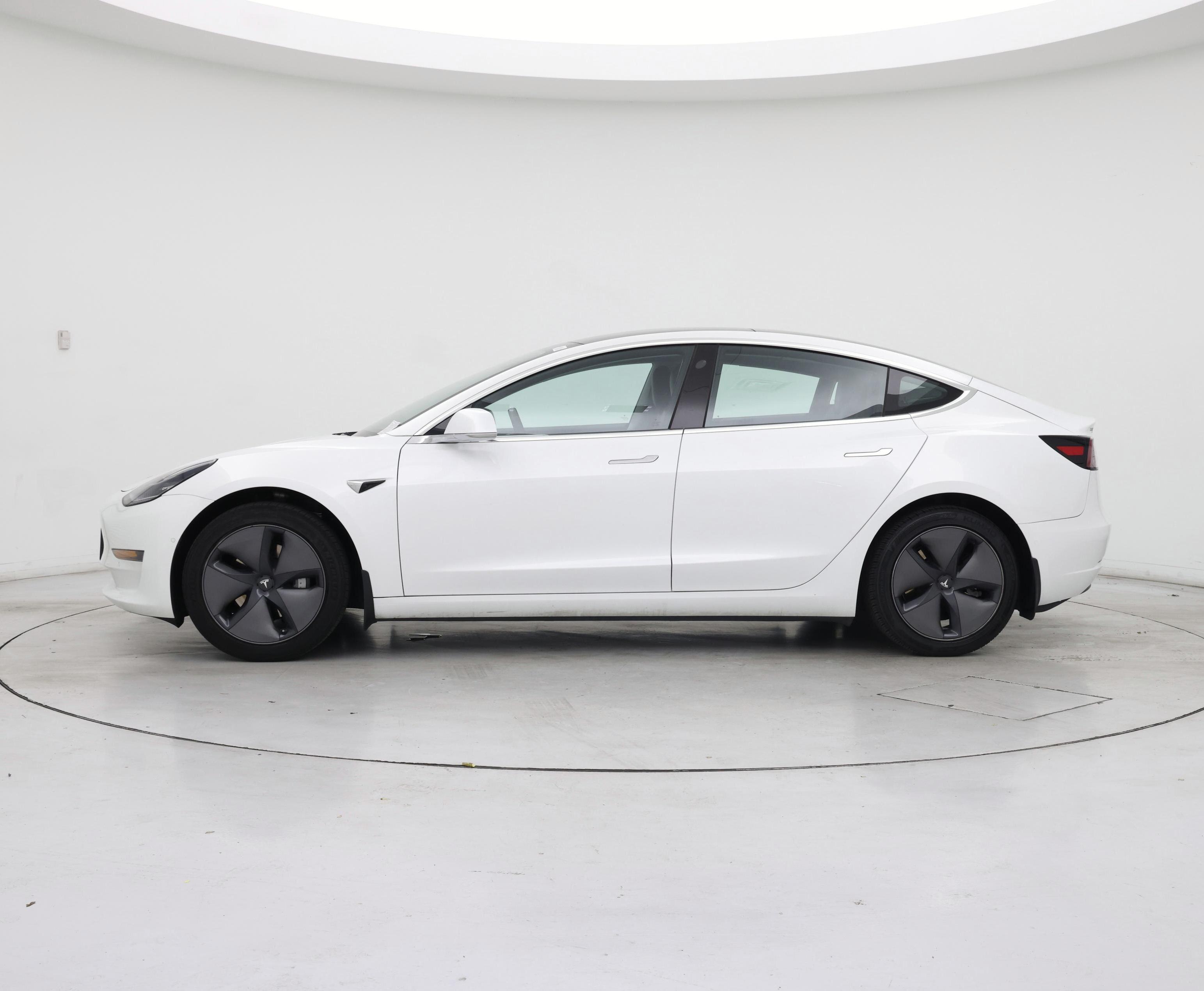 Thumbnail: 2019 Tesla Model 3 - 3