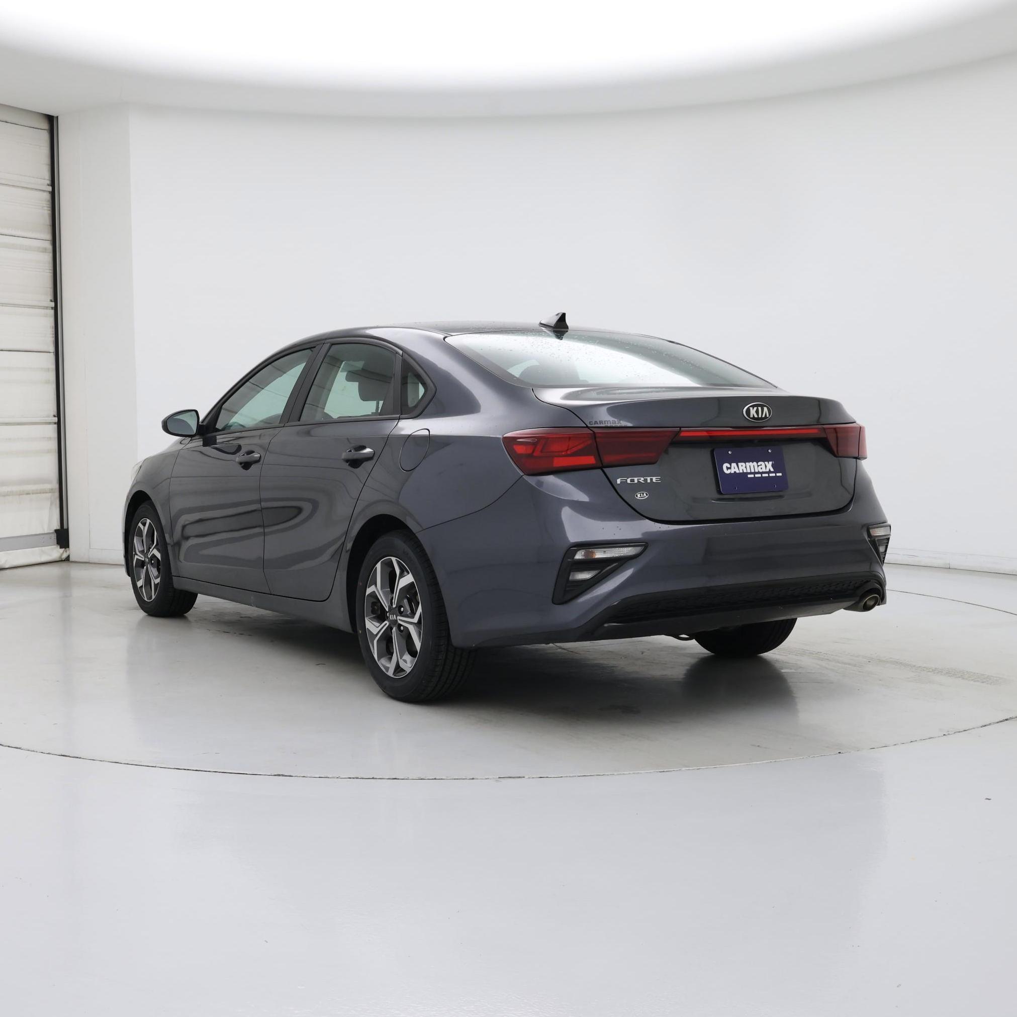 Thumbnail: 2021 Kia Forte - 2