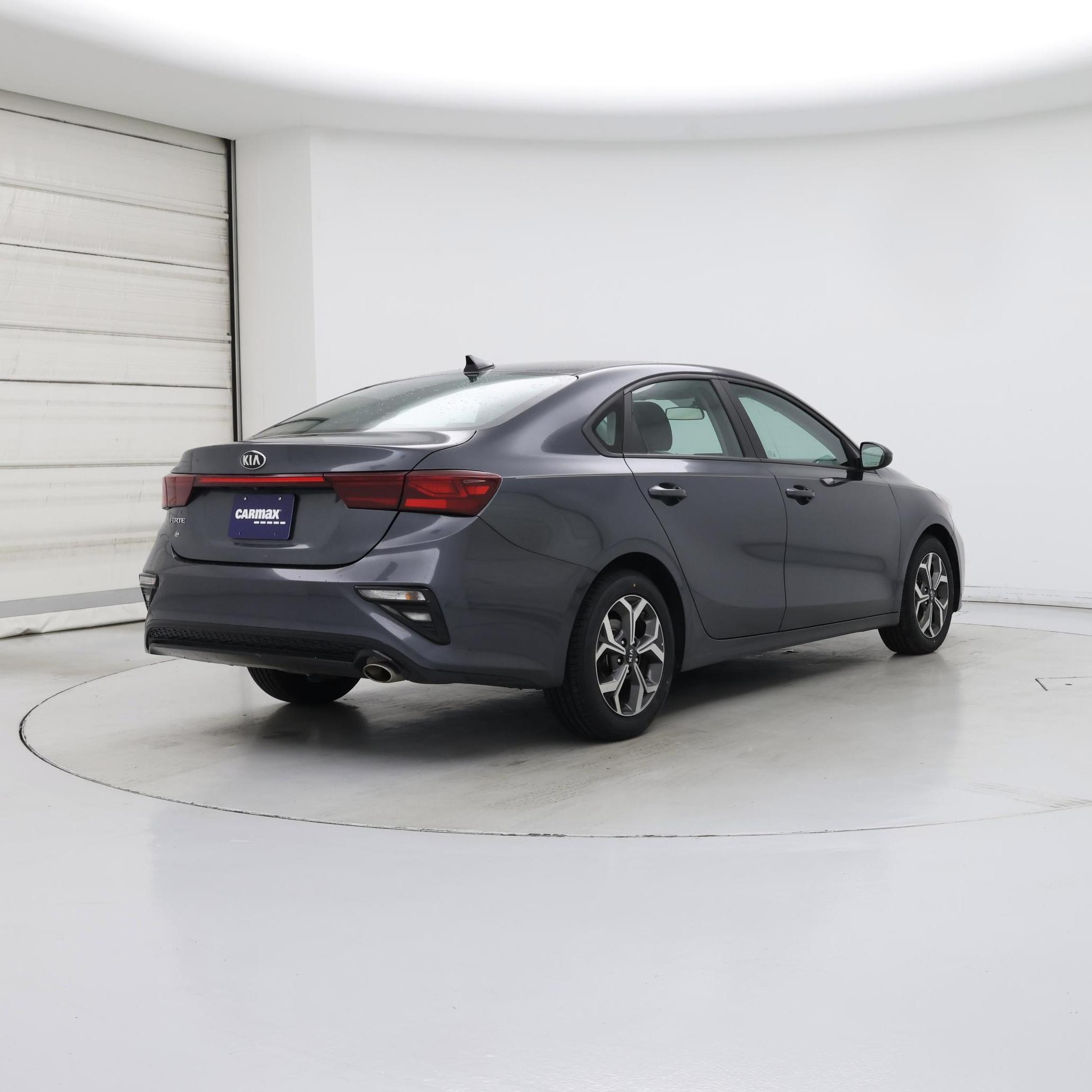 Thumbnail: 2021 Kia Forte - 8