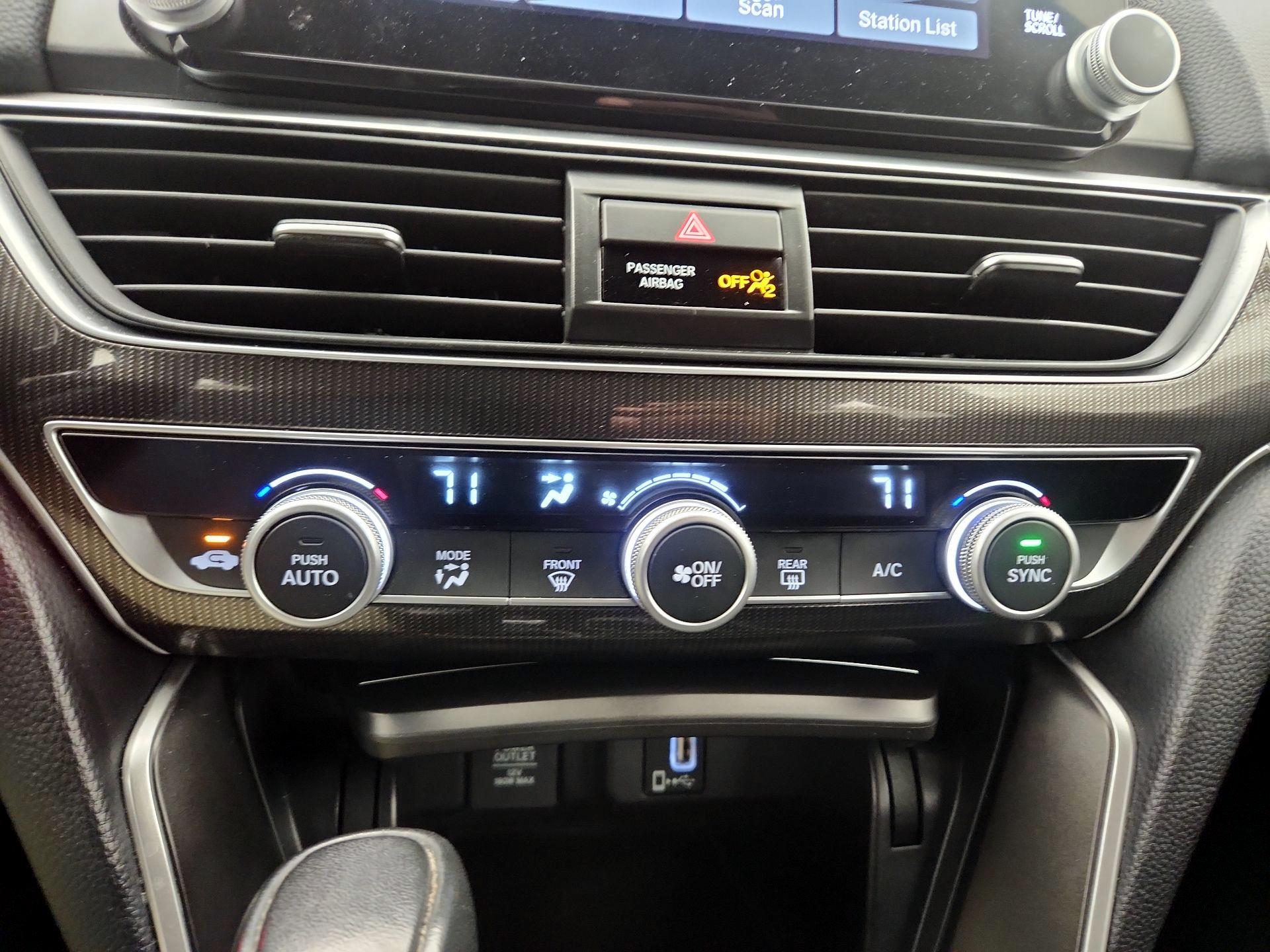 Thumbnail: 2018 Honda Accord - 16