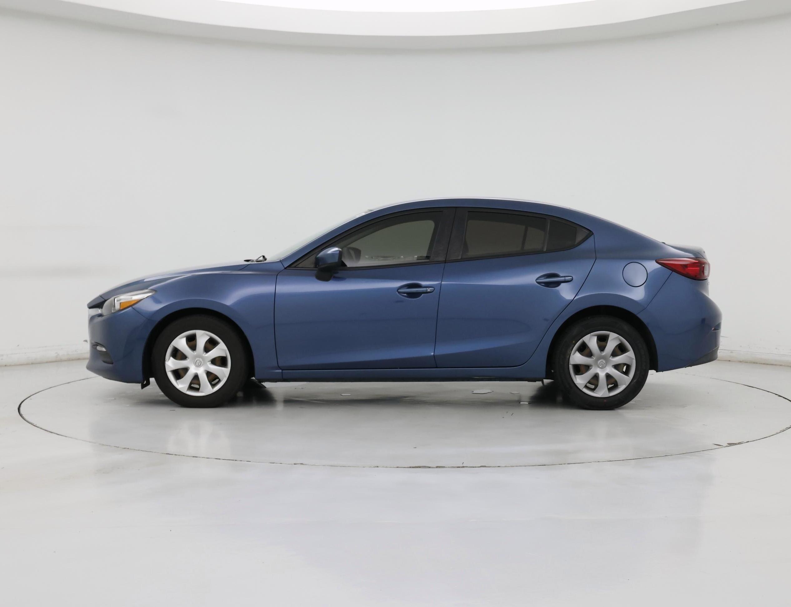 Thumbnail: 2017 Mazda Mazda3 - 3