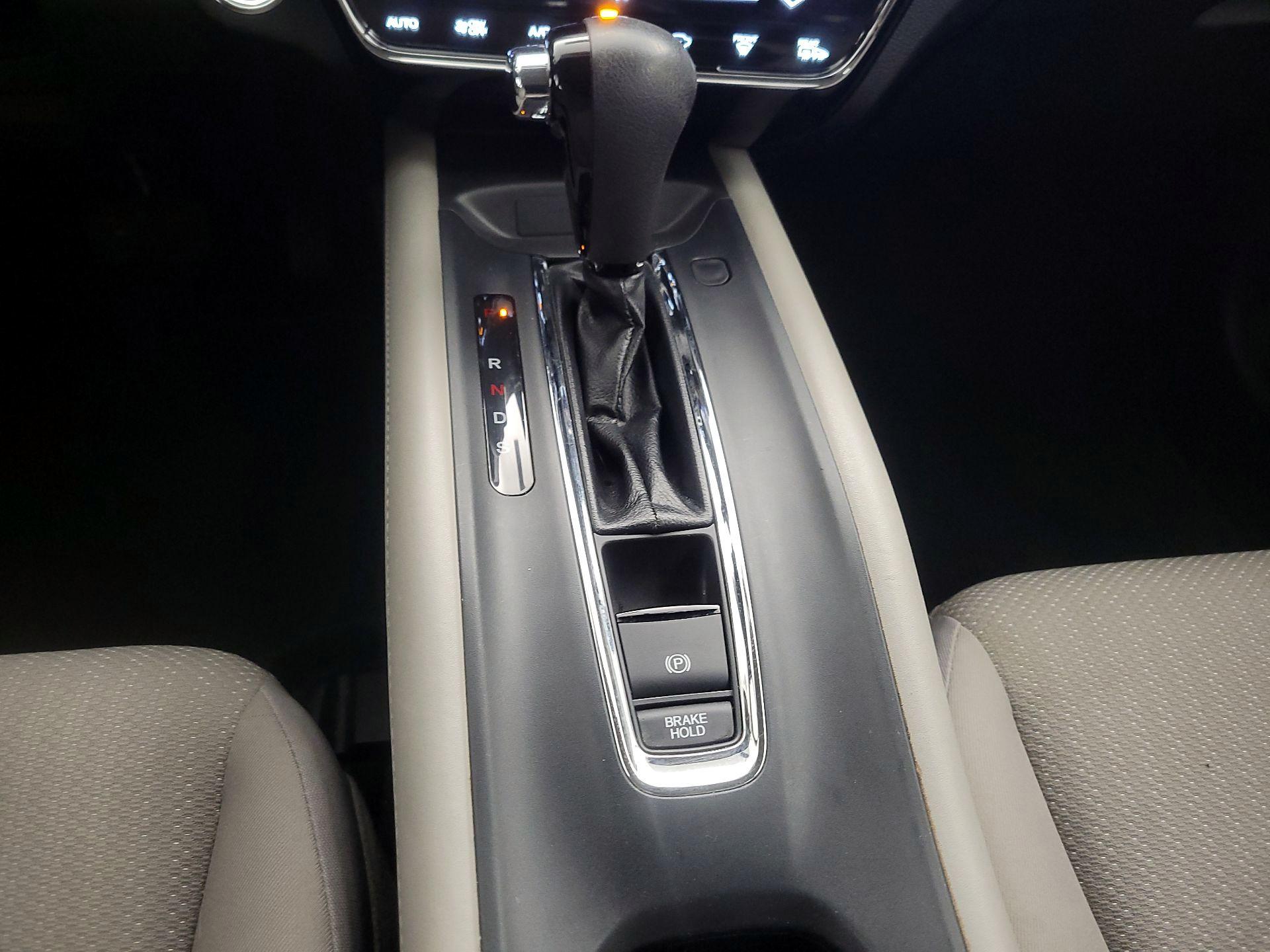 Thumbnail: 2017 Honda HR-V - 17