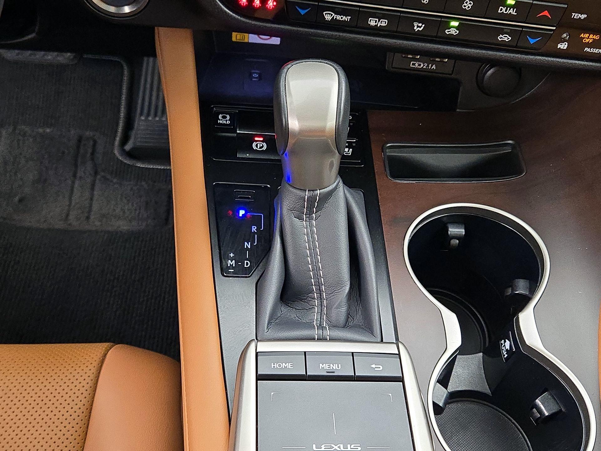 Thumbnail: 2022 Lexus RX - 17