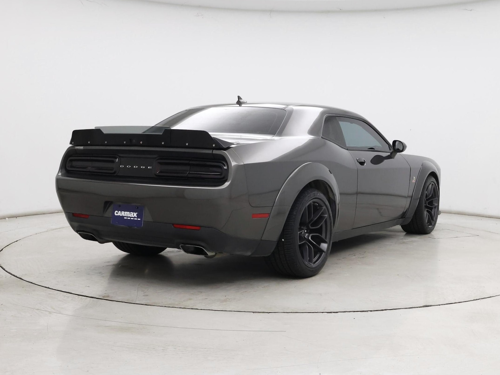 2021 Dodge Challenger R/T - Photo 9