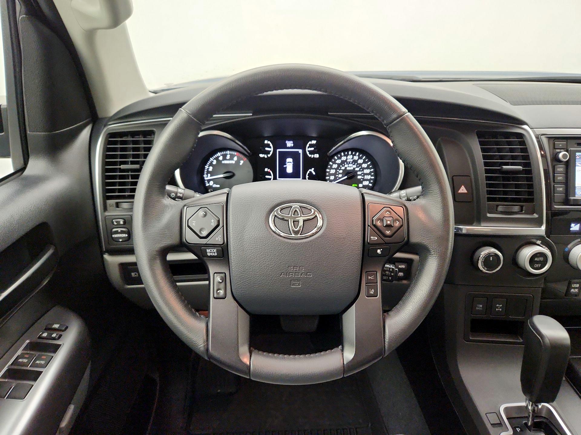 Thumbnail: 2019 Toyota Sequoia - 10