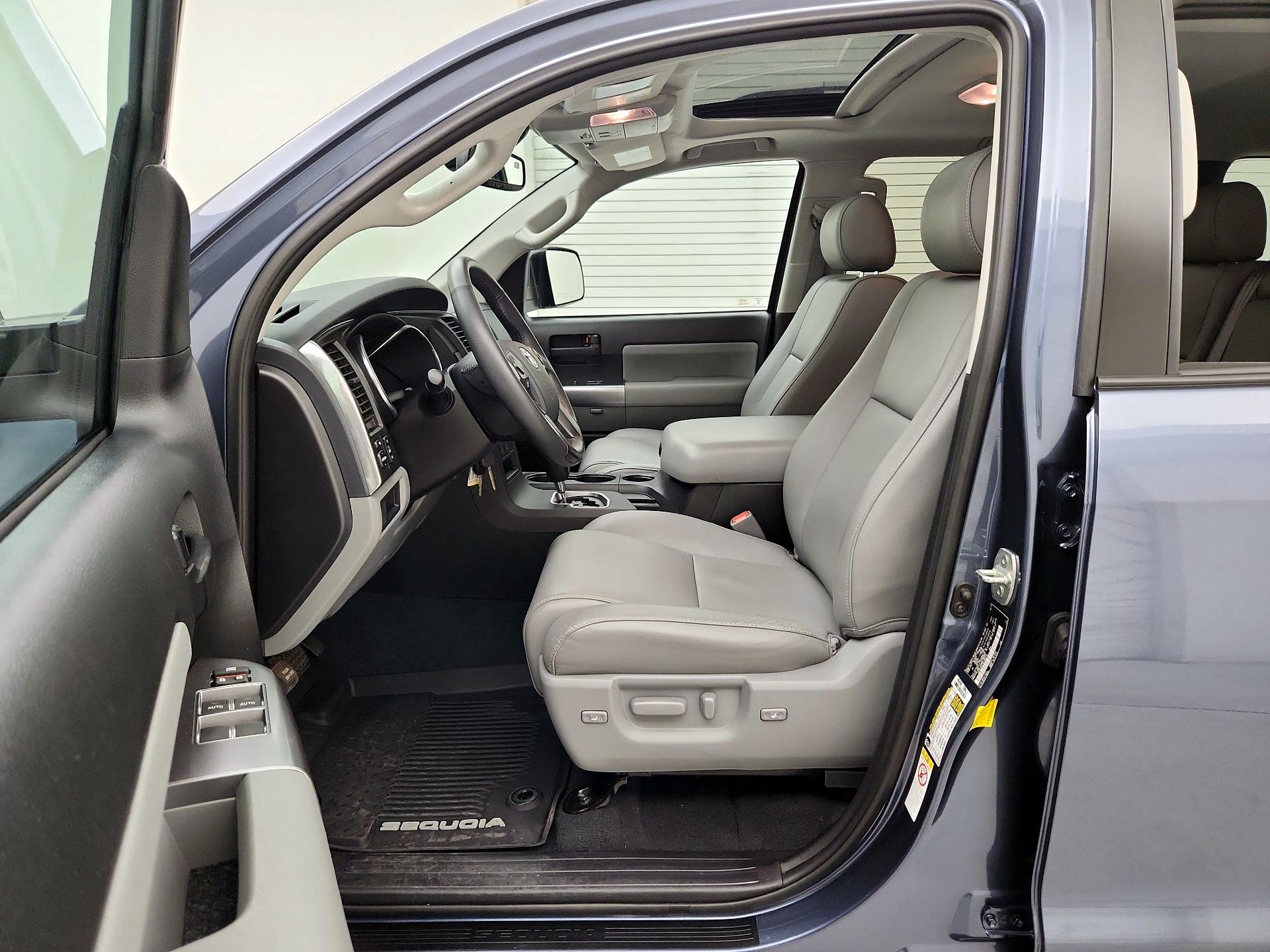 Thumbnail: 2019 Toyota Sequoia - 11