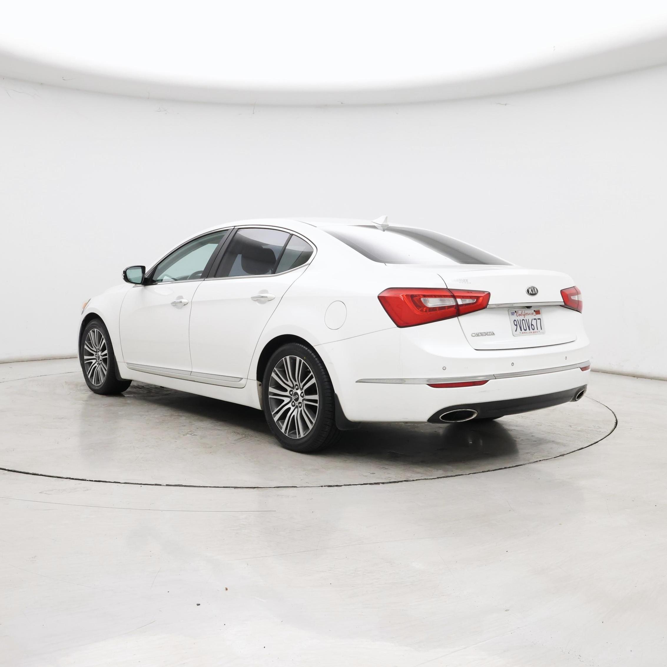 Thumbnail: 2014 Kia Cadenza - 2