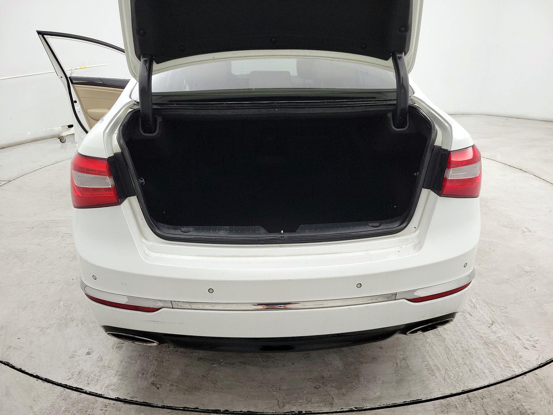 Thumbnail: 2014 Kia Cadenza - 20