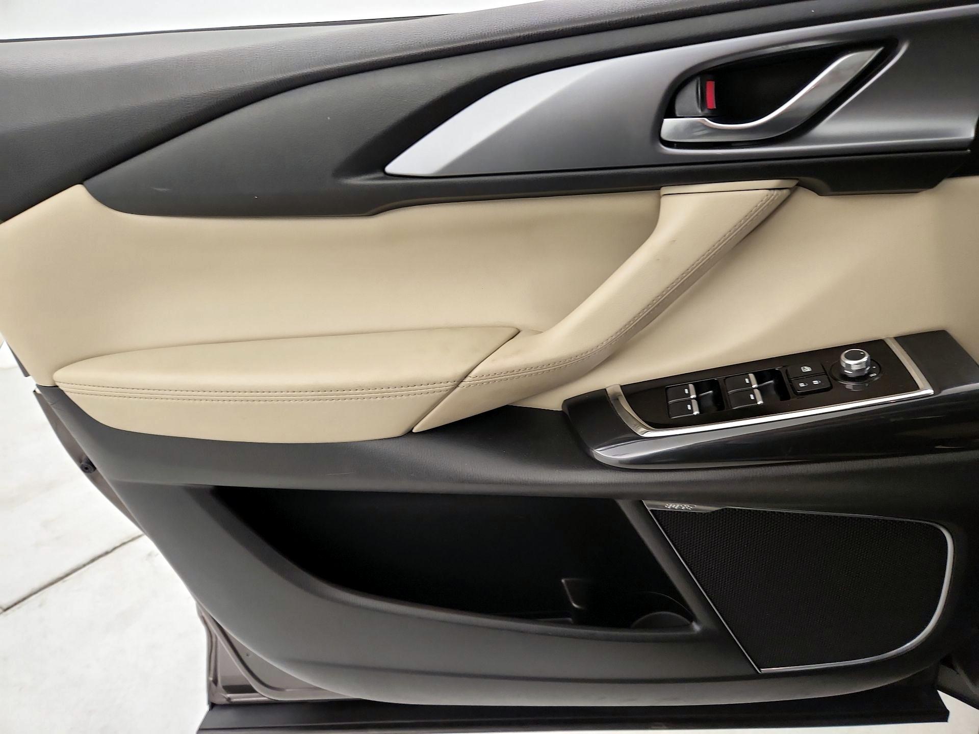 Thumbnail: 2016 Mazda CX-9 - 12
