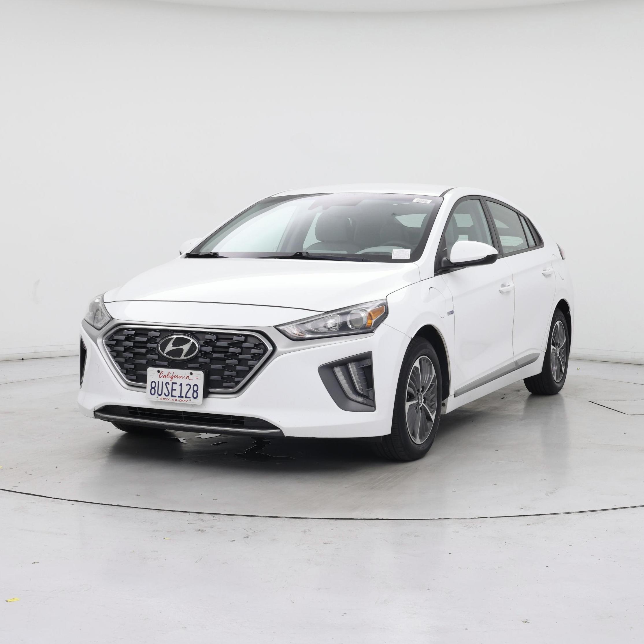 Thumbnail: 2020 Hyundai Ioniq - 4