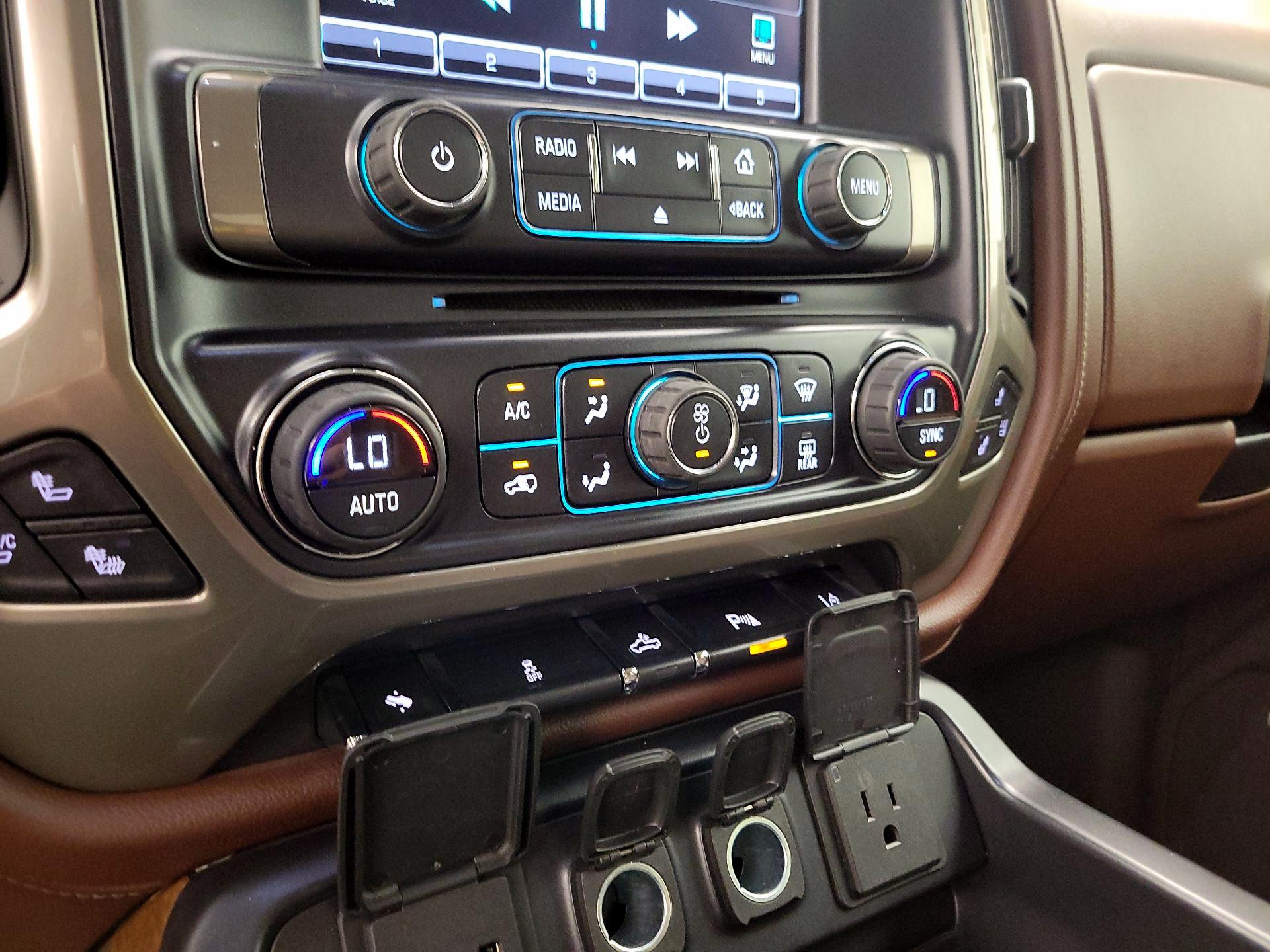 Thumbnail: 2014 Chevrolet Silverado 1500 - 17