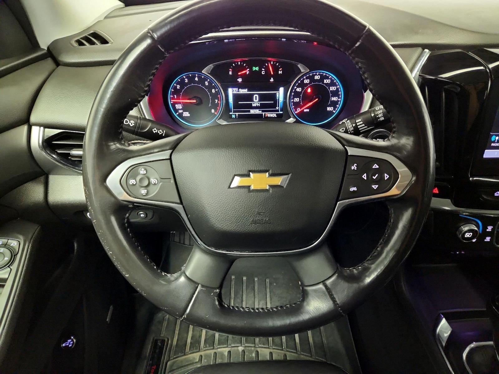 2018 Chevrolet Traverse 3LT - Photo 11