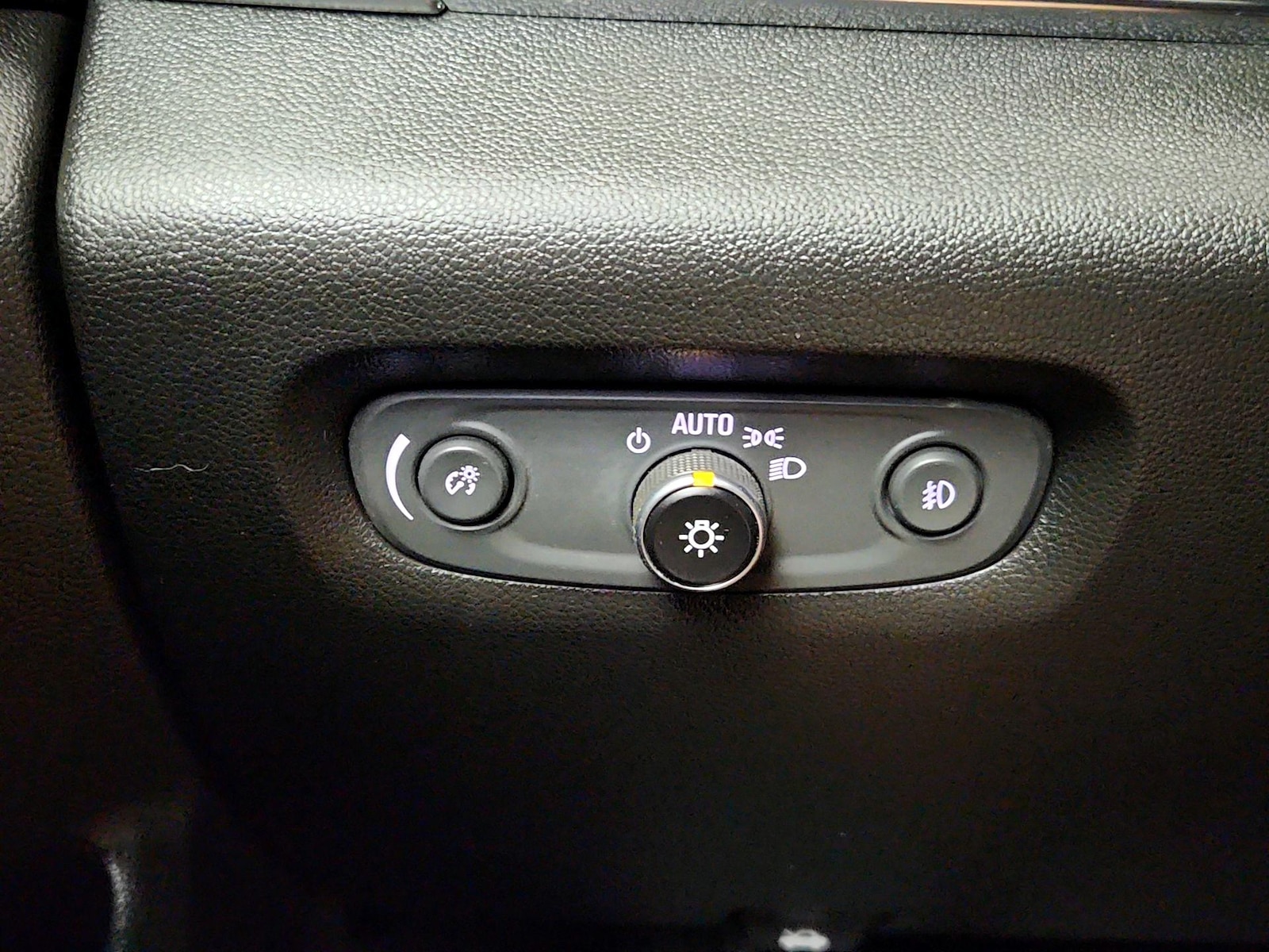2018 Chevrolet Traverse 3LT - Photo 14
