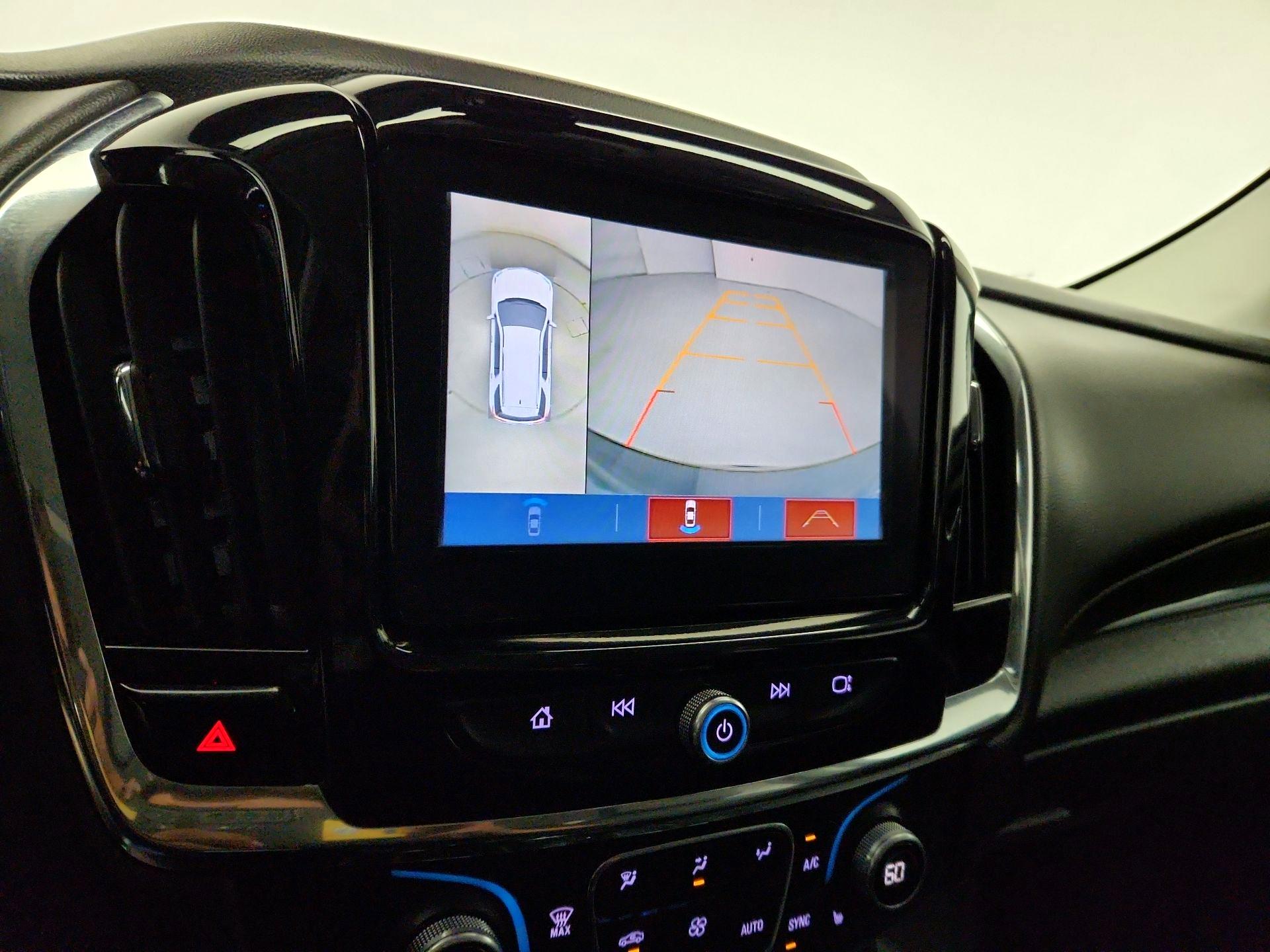 Thumbnail: 2018 Chevrolet Traverse - 15