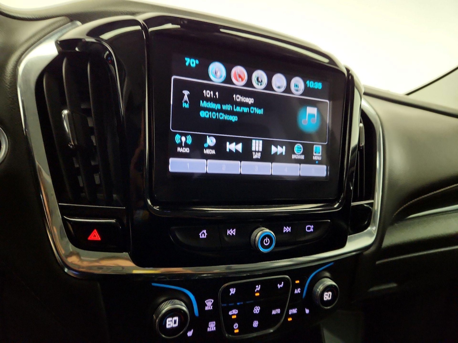 2018 Chevrolet Traverse 3LT - Photo 17