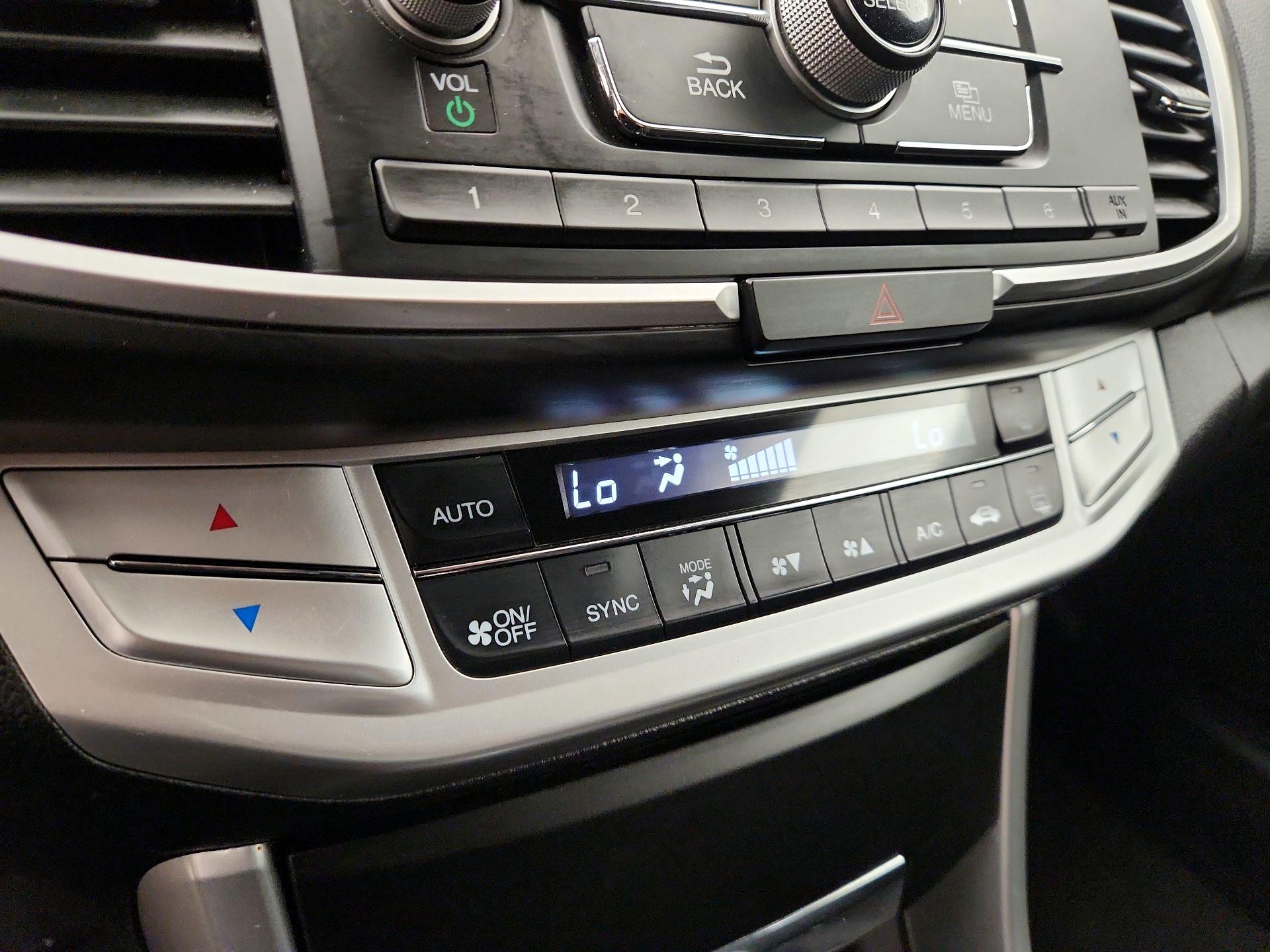 Thumbnail: 2014 Honda Accord - 16
